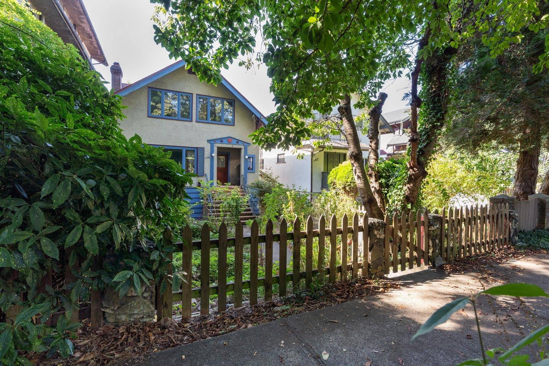 Vancouver, BC V5L 4H5,1149 Lily ST