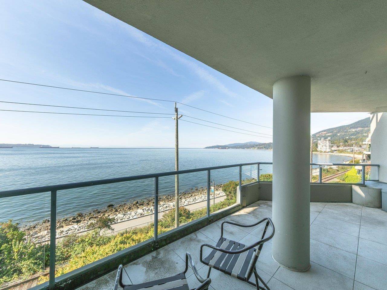 West Vancouver, BC V7V 1A4,2190 Argyle AVE #203