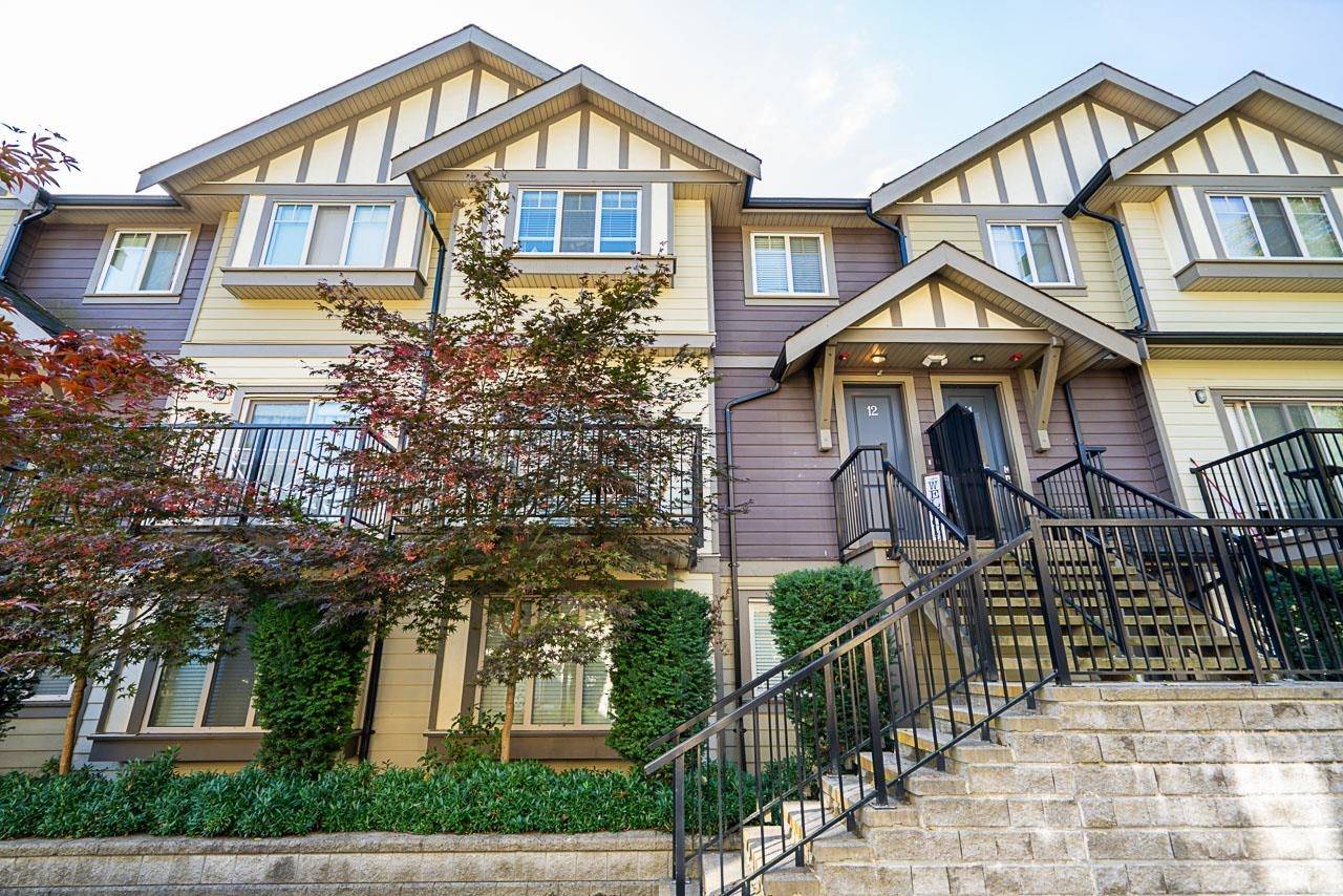 Burnaby, BC V5G 0C2,4033 Dominion ST #12