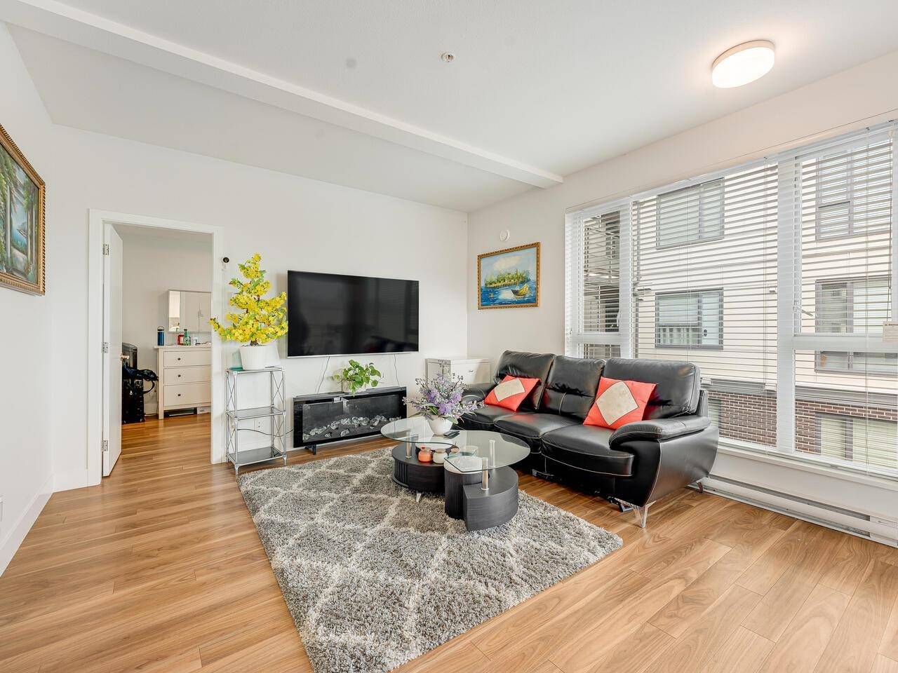 Burnaby, BC V5H 0H1,5355 Lane ST #212