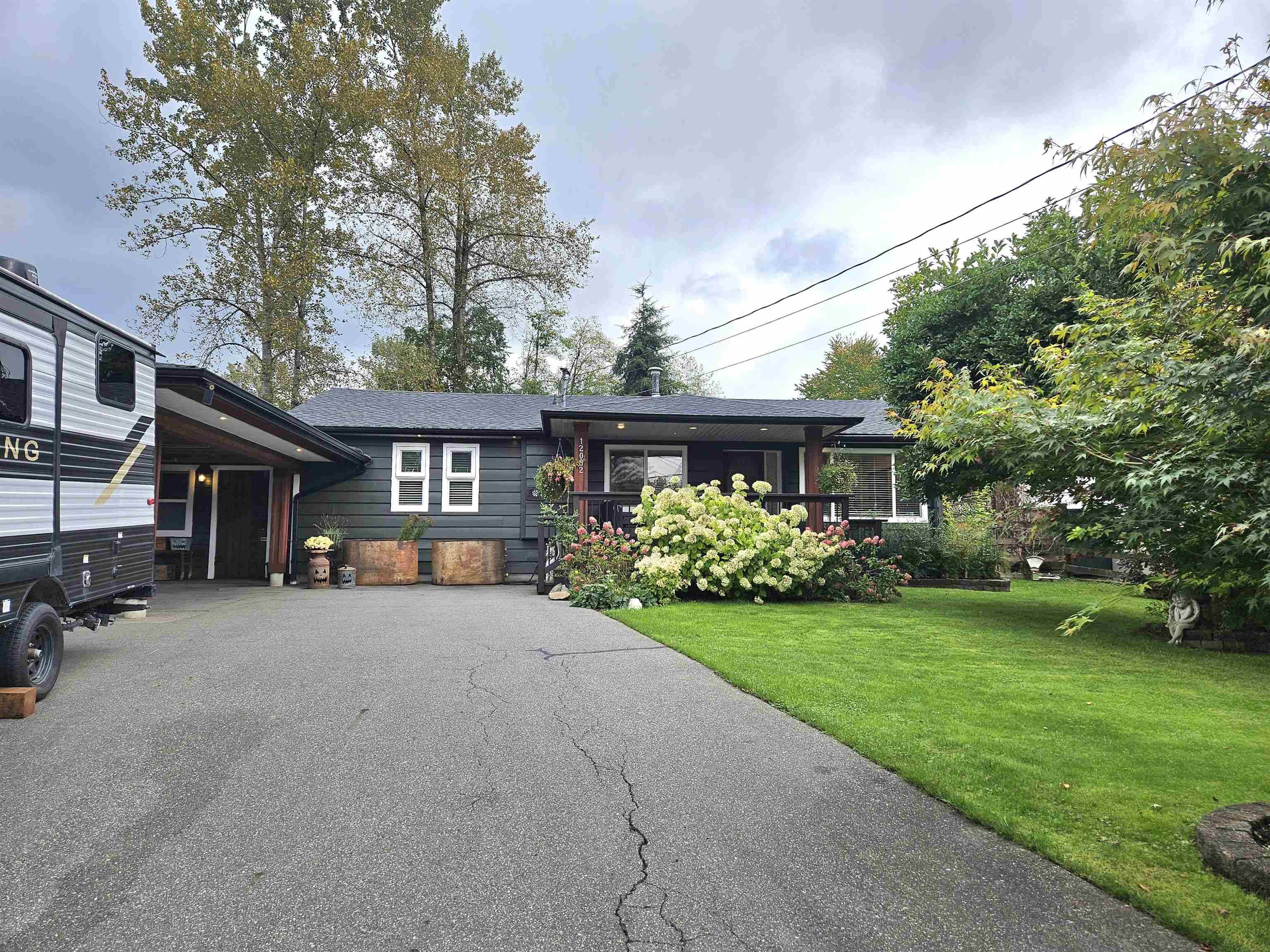 Maple Ridge, BC V2W 2A6,12082 261 ST