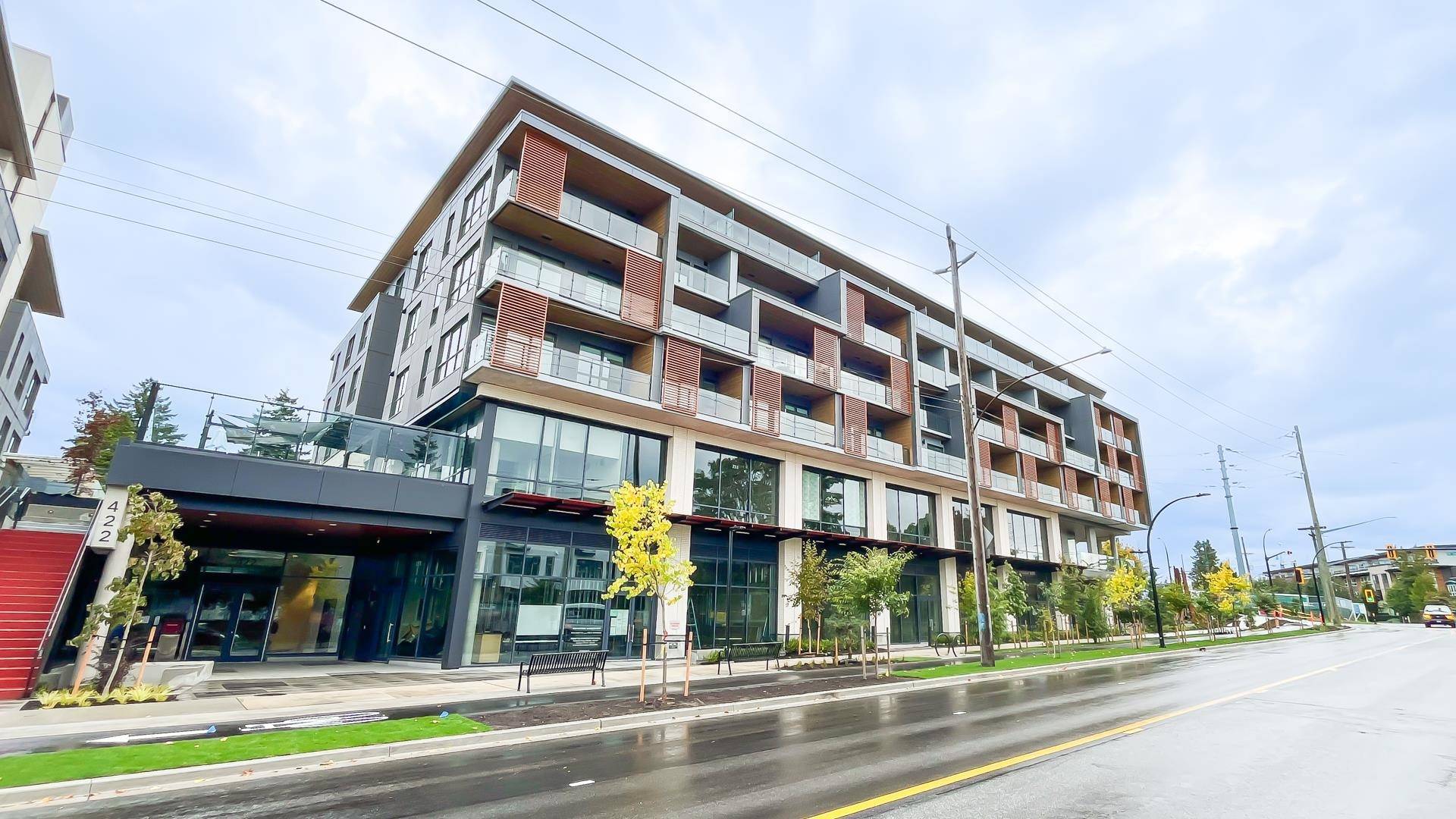 North Vancouver, BC V7L 0K1,422 E 3rd ST #108