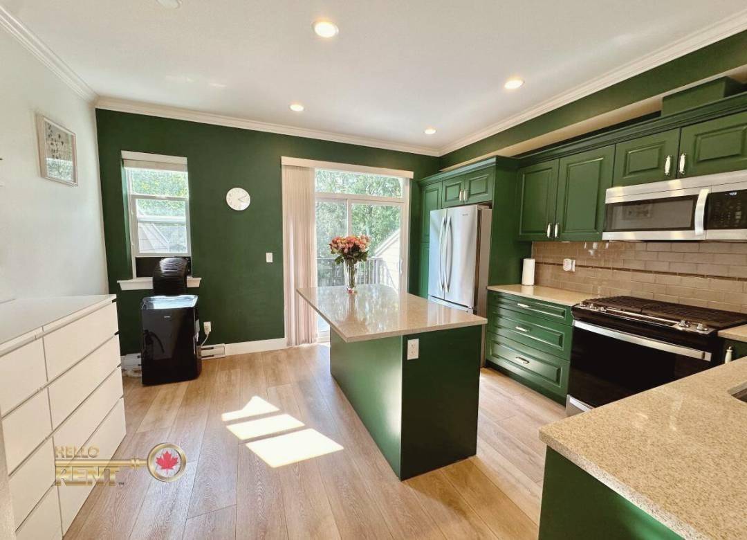 Surrey, BC V3Z 3T4,2469 164 ST #75