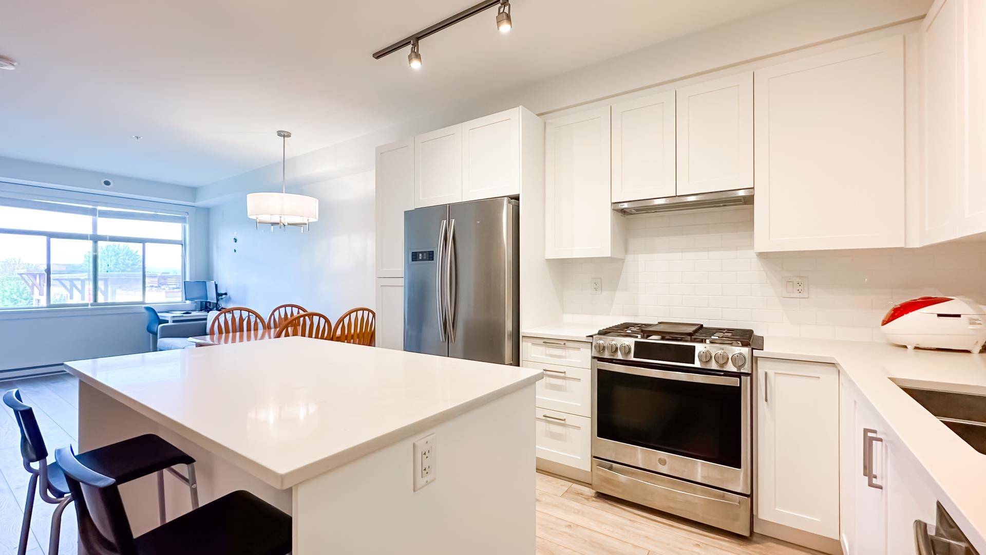 Langley, BC V2Y 3K1,20673 78 AVE #317