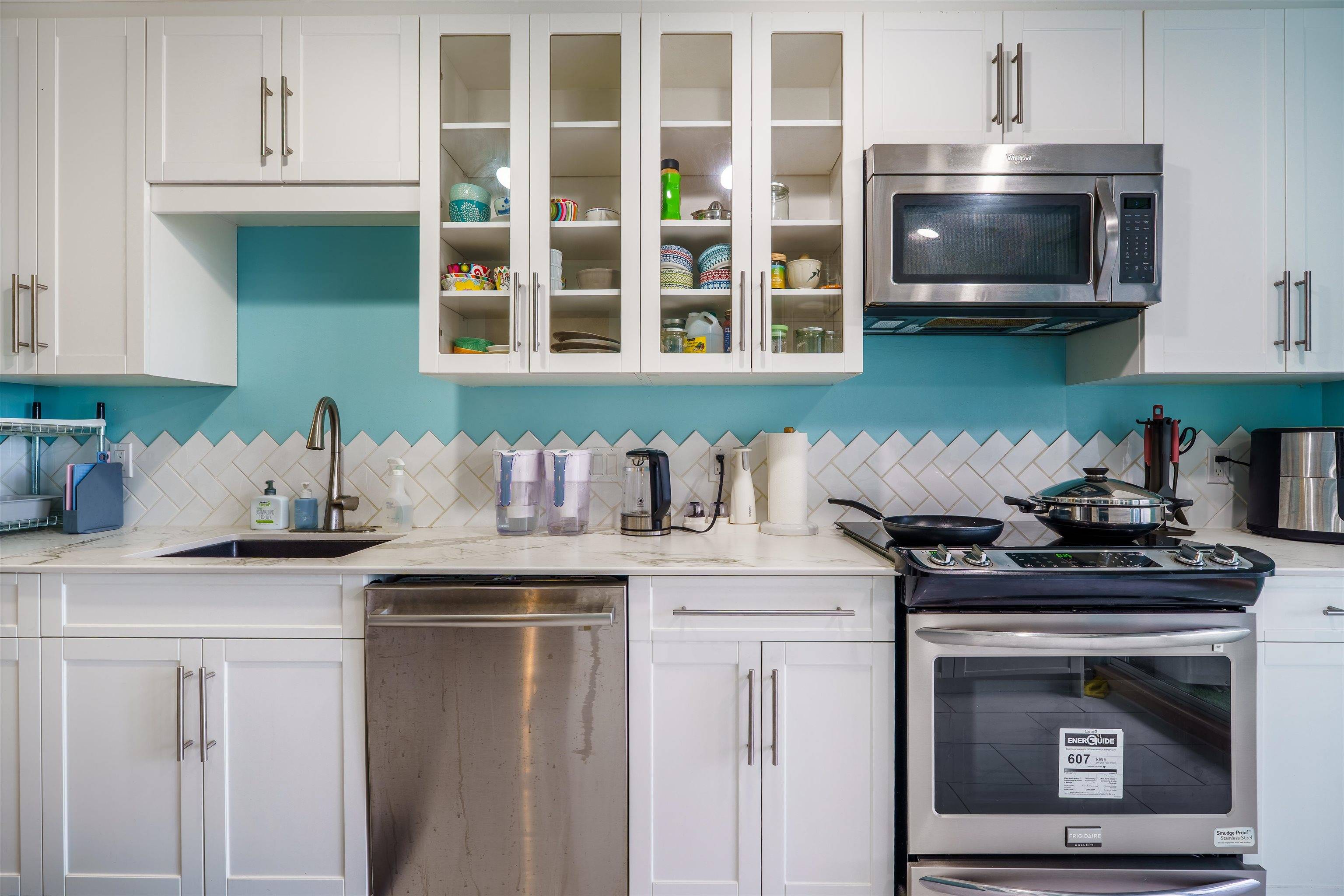 Coquitlam, BC V3K 6R4,545 Austin AVE #1203