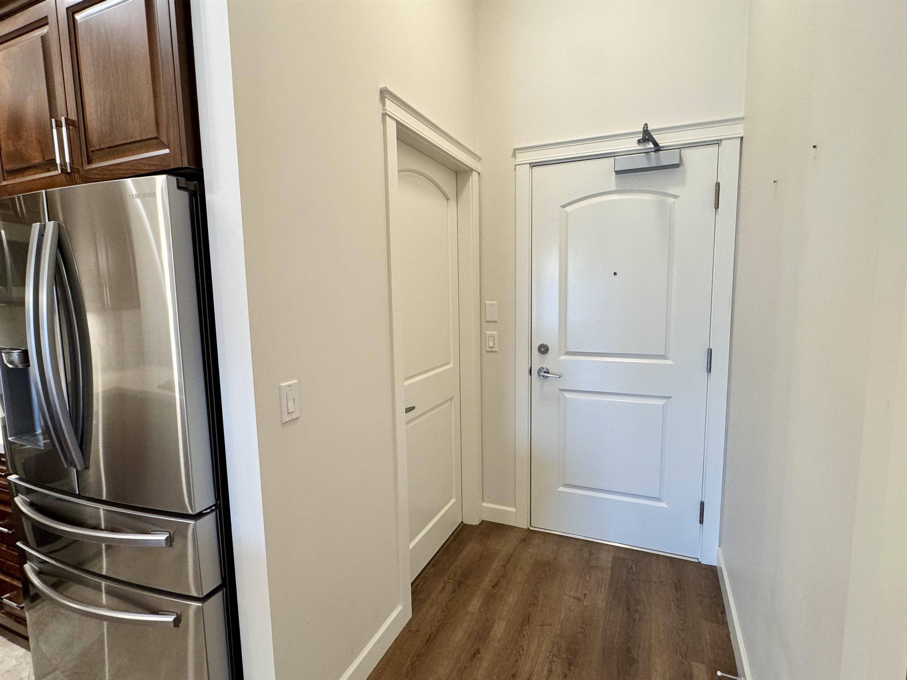 Langley, BC V2Y 3P9,8538 203a ST #612