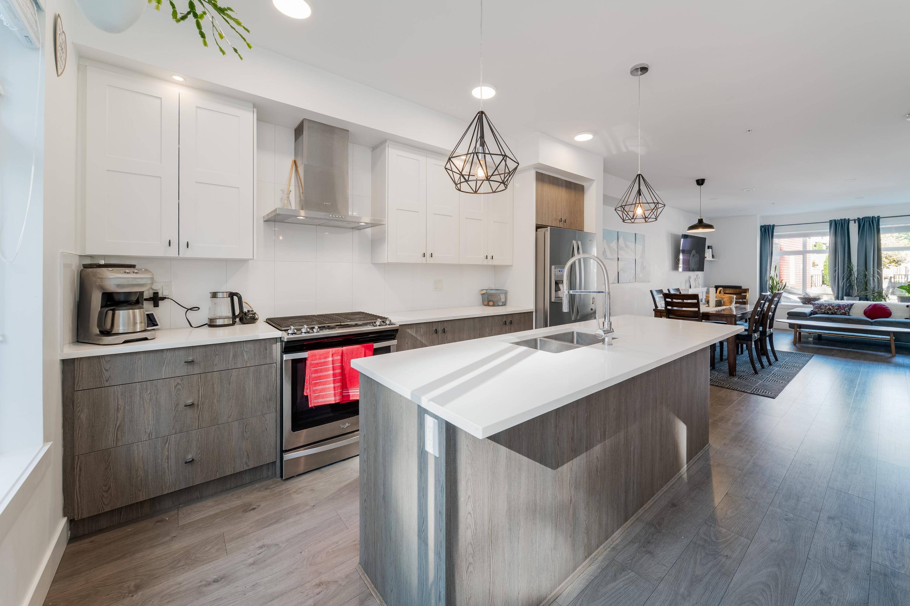 Maple Ridge, BC V2W 0J5,24108 104 AVE #66