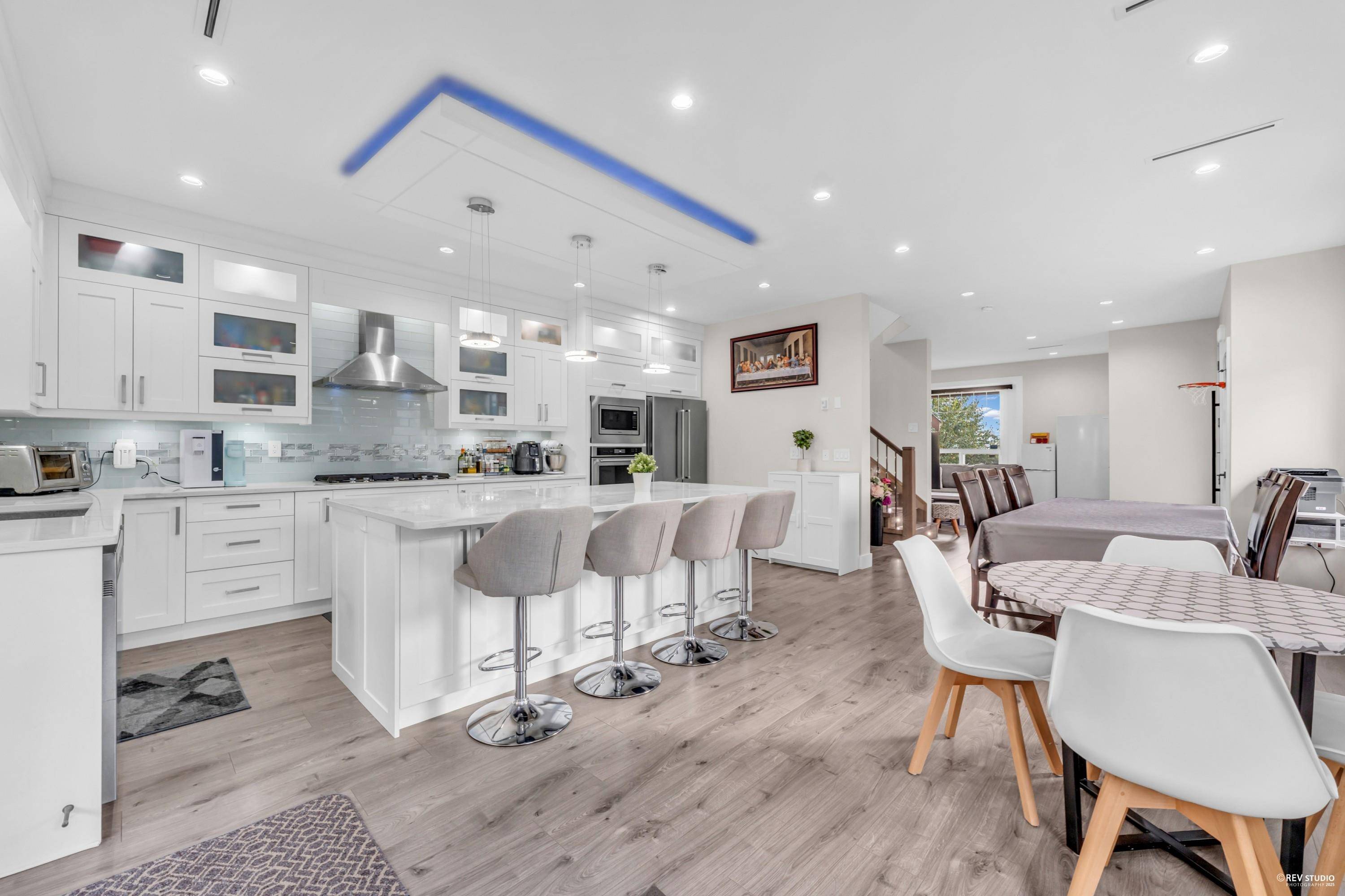 Coquitlam, BC V3K 4N4,311 Nelson ST
