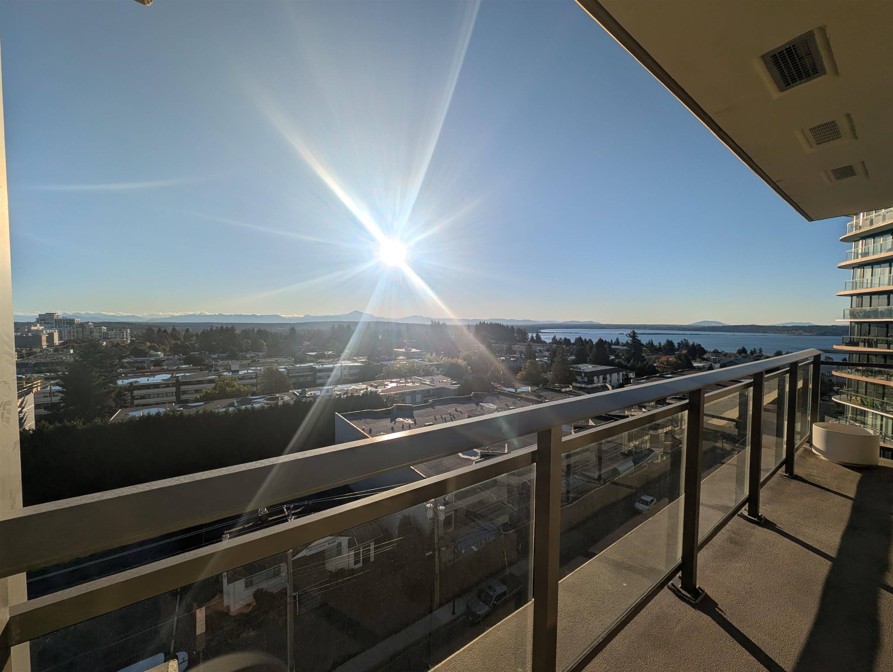 White Rock, BC V4B 0A9,1455 George ST #1105