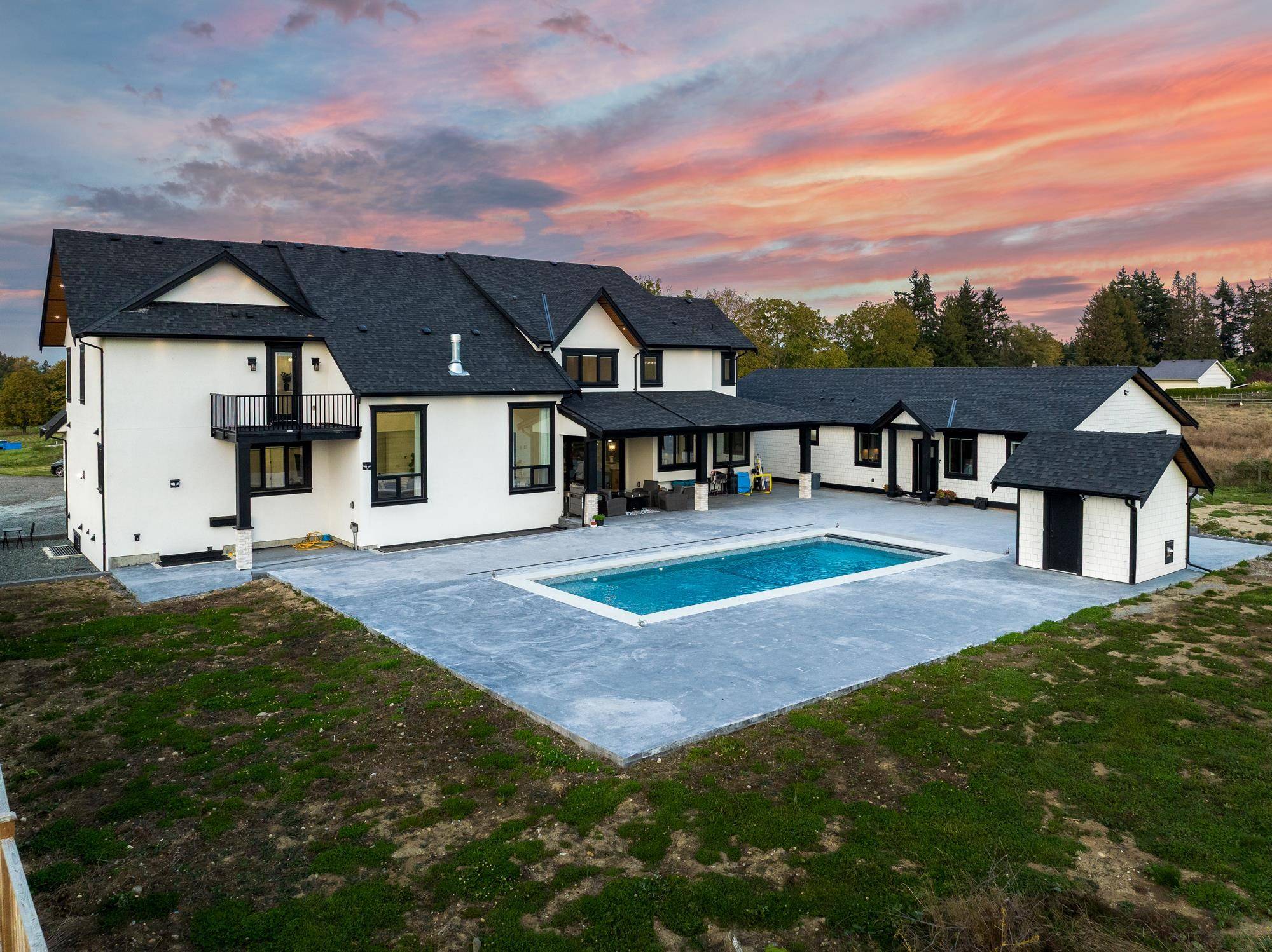 Langley, BC V2Z 1K1,19890 16 AVE