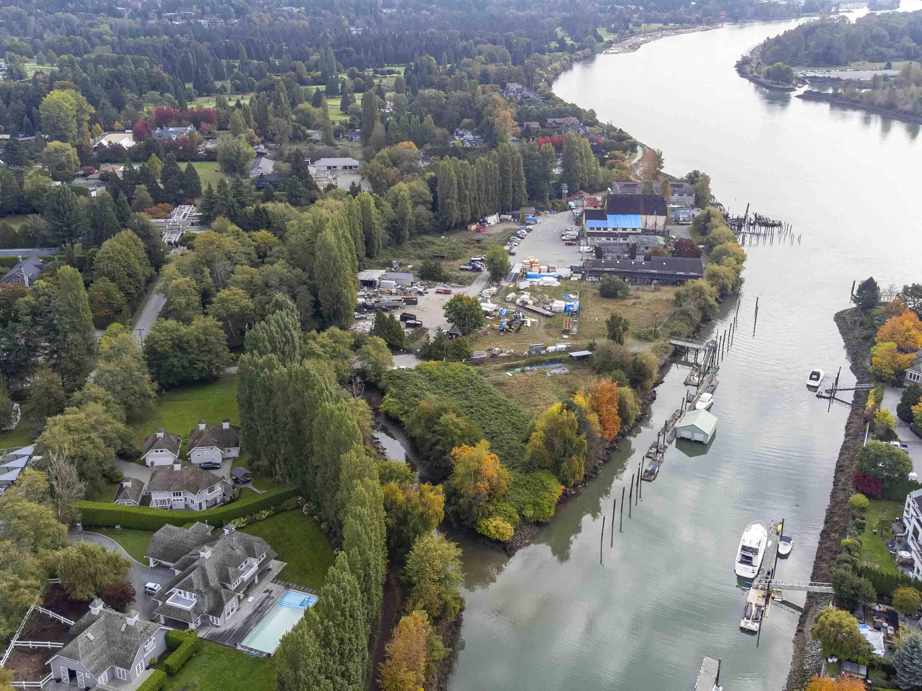 Vancouver, BC V6N 0A3,7520 Balaclava ST