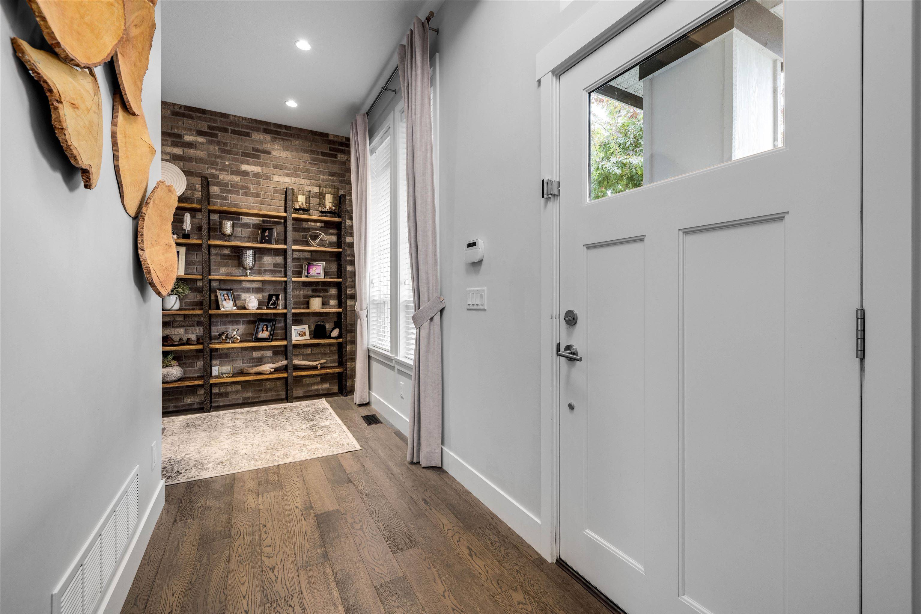 Surrey, BC V3Z 9X8,2115 166 ST