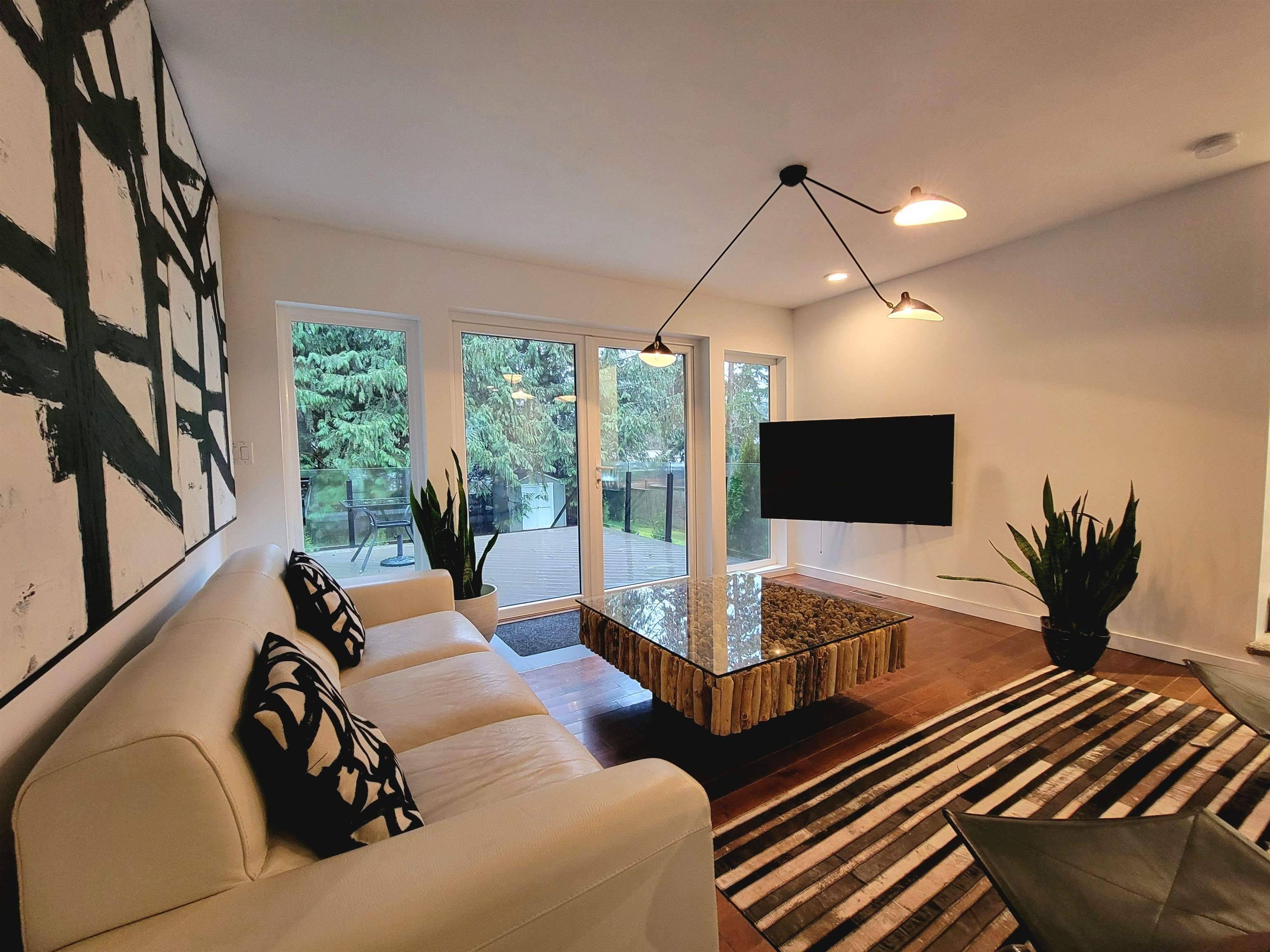 Squamish, BC V8B 0P1,2568 The Boulevard