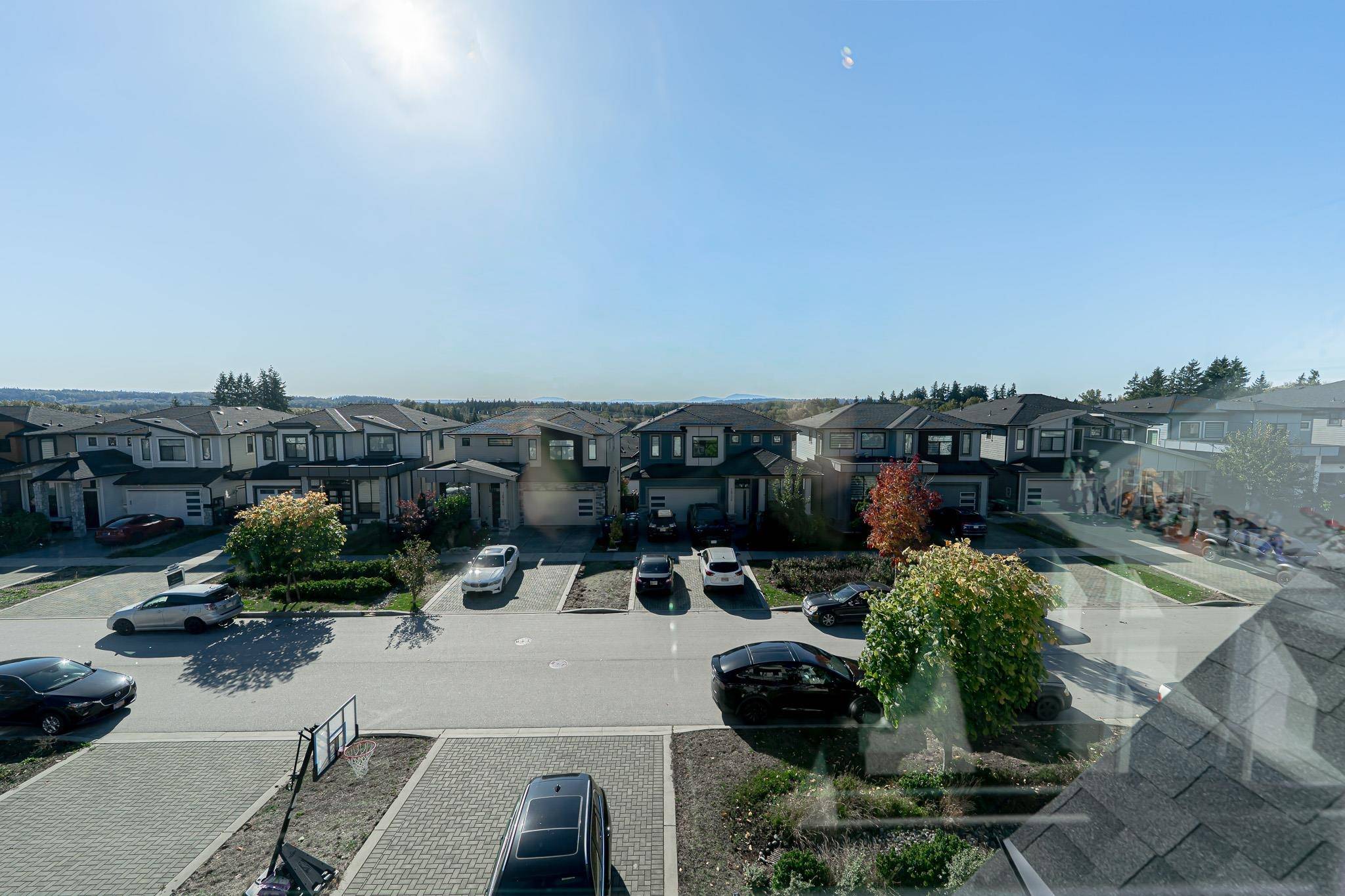 Surrey, BC V3Z 0B4,16755 16a AVE