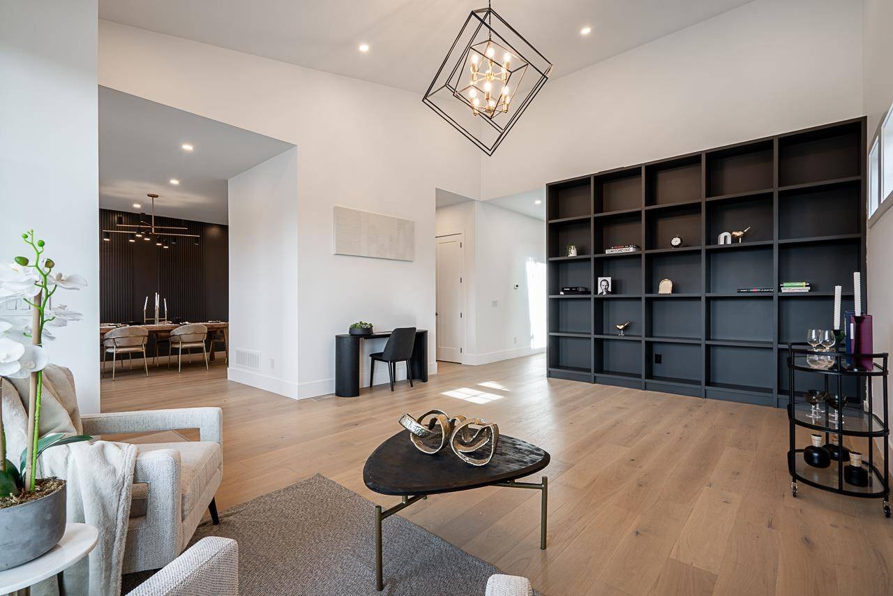 Surrey, BC V3S 1H7,16625 Bell RD