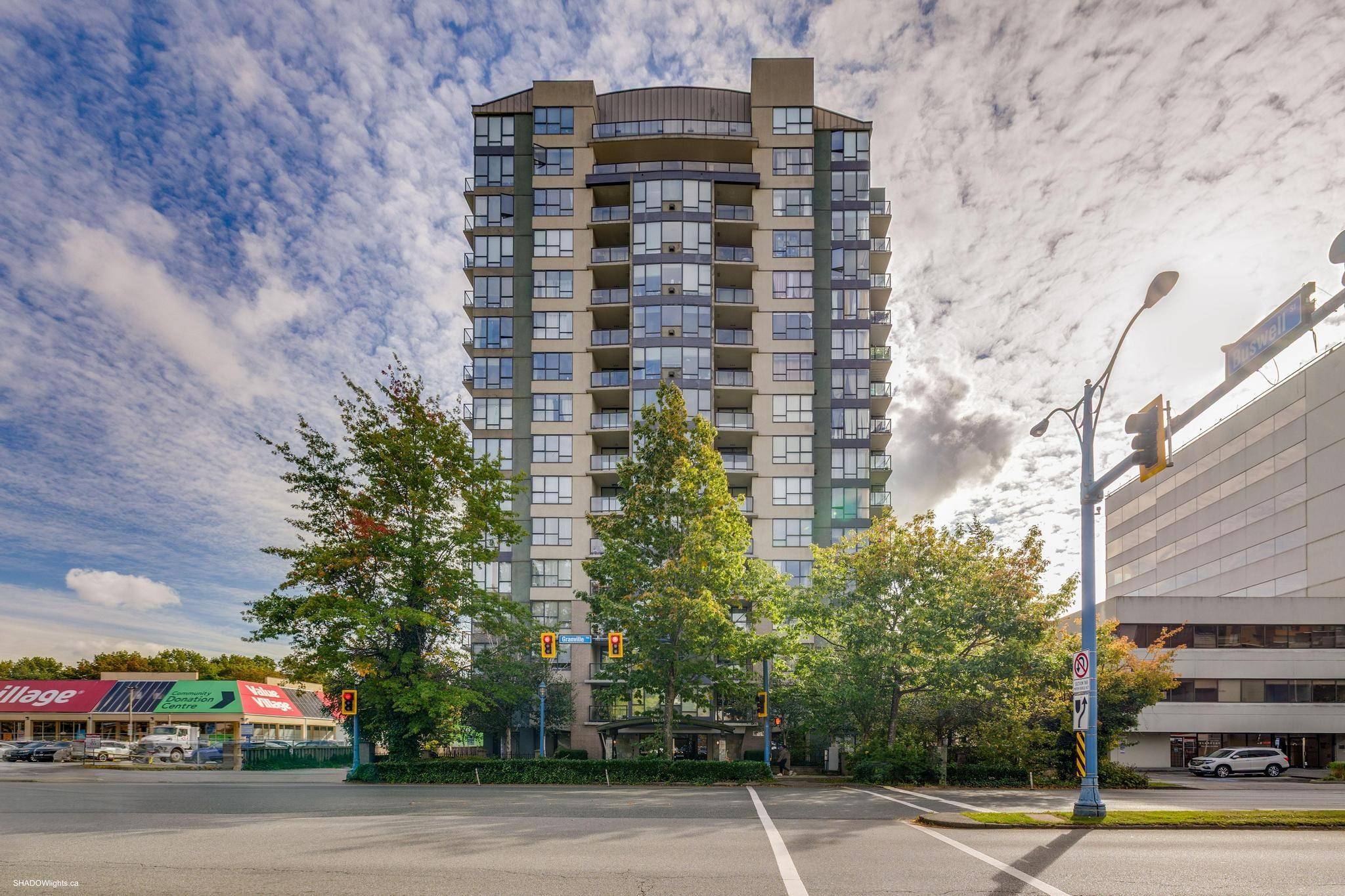 Richmond, BC V6Y 4G1,8180 Granville AVE #309