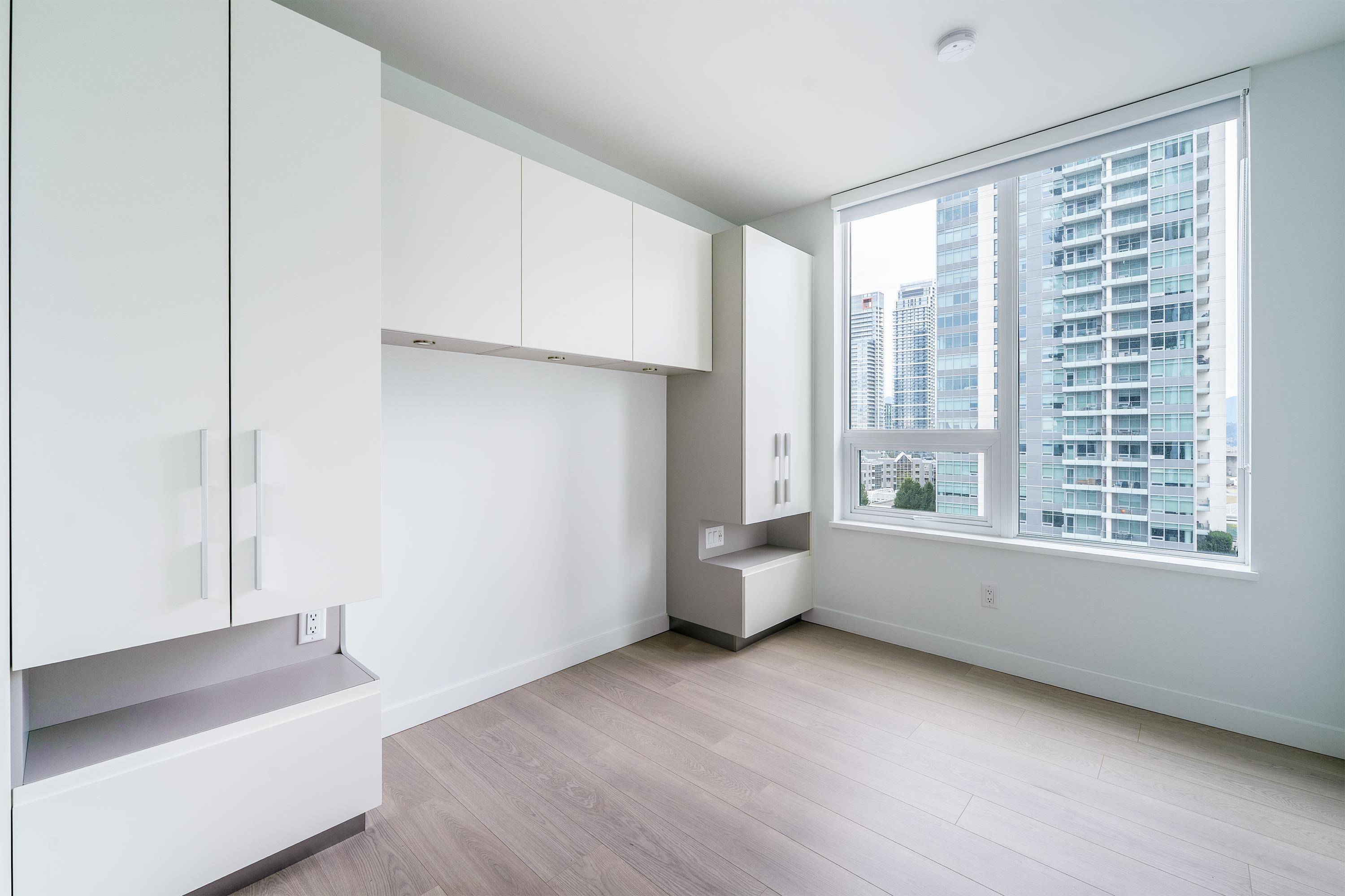 Burnaby, BC V5H 0K9,6537 Telford AVE #1002