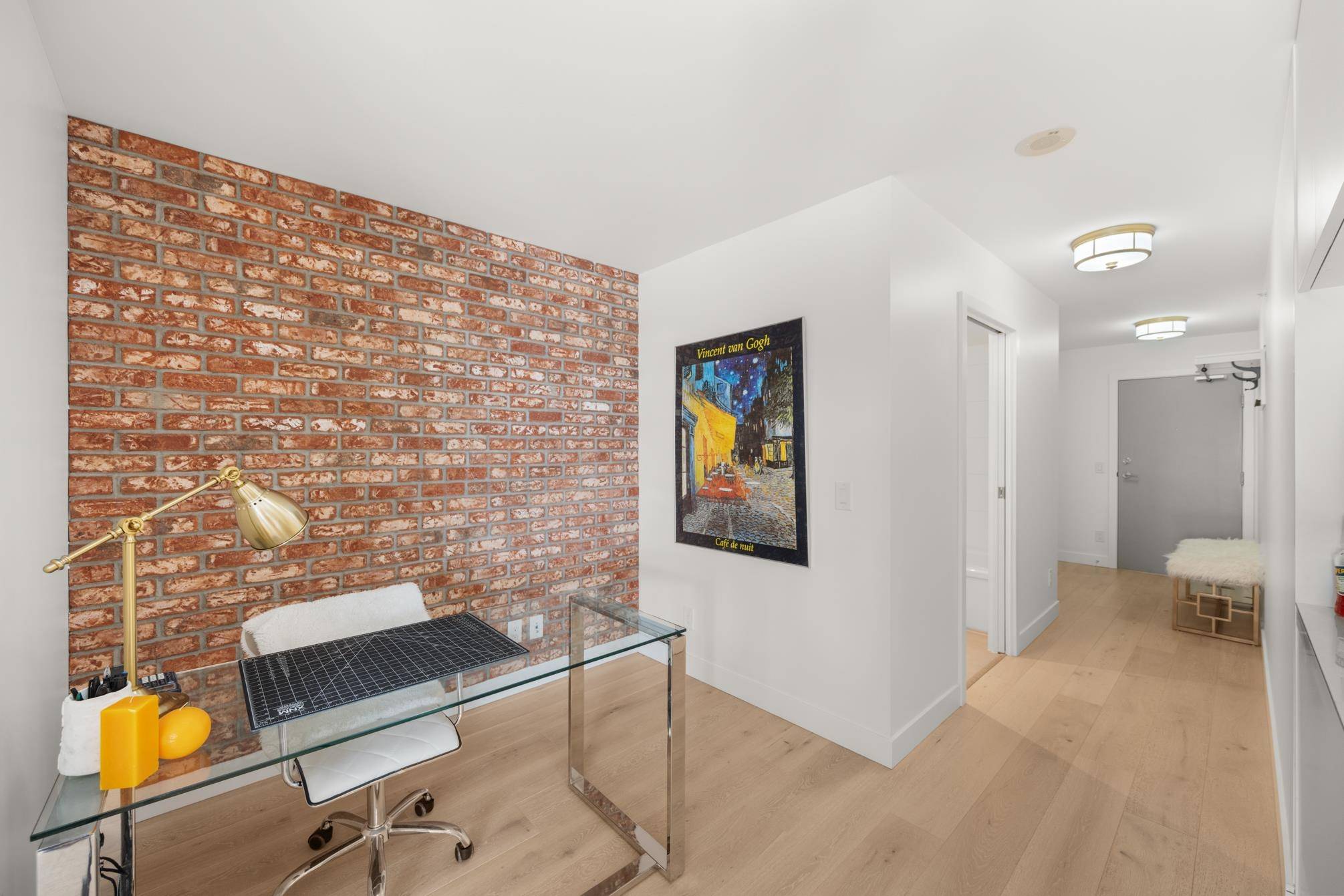 New Westminster, BC V3M 1A9,668 Columbia ST #1610