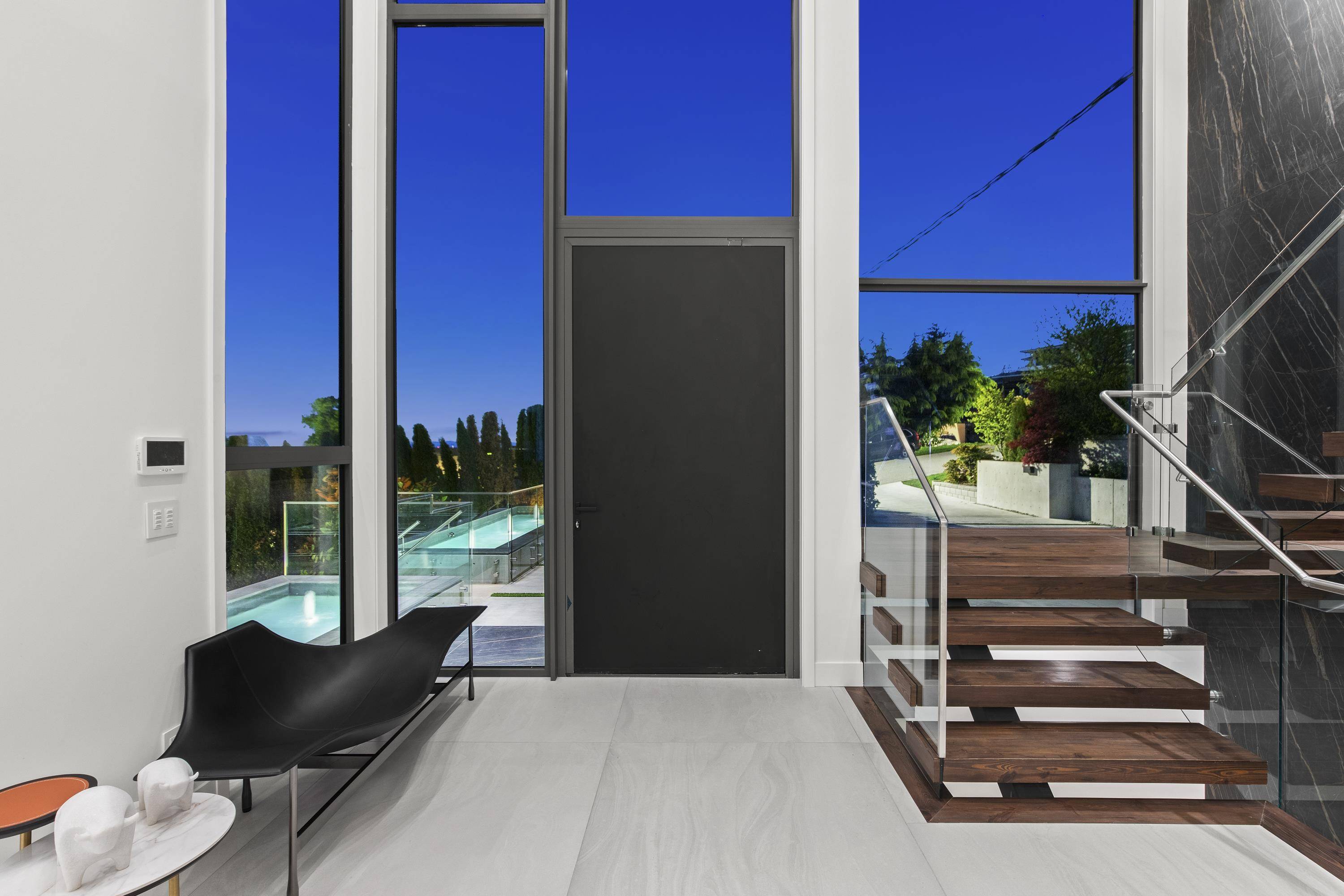 West Vancouver, BC V7V 4G2,1840 Orchard WAY