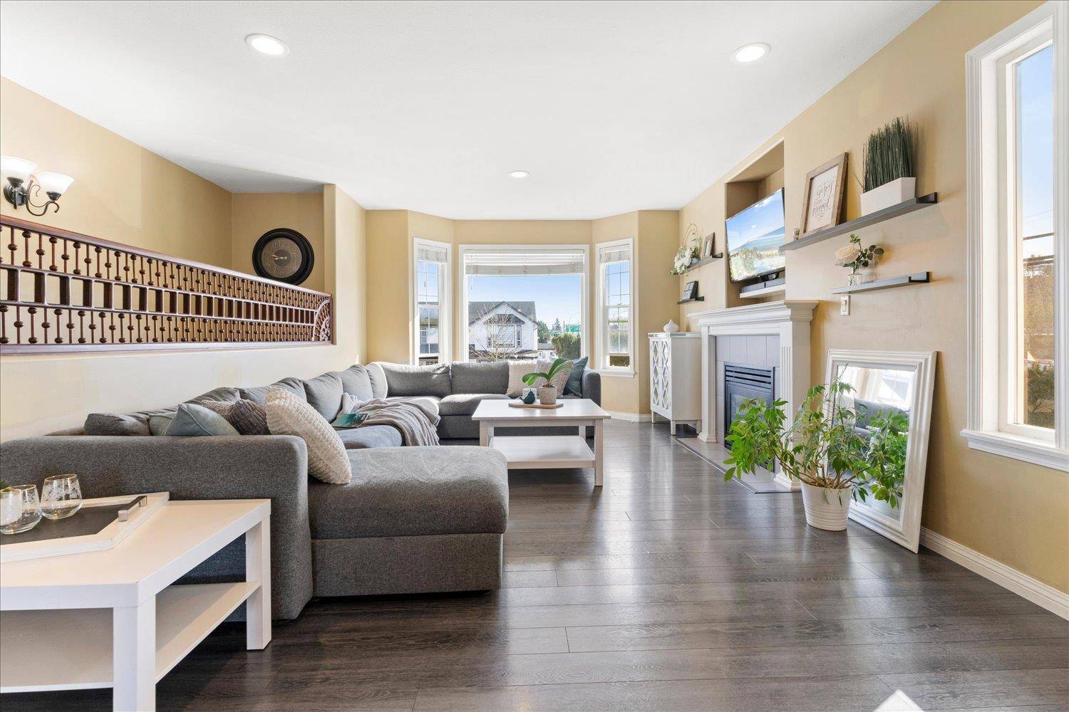 Abbotsford, BC V2S 8C3,34611 6th AVE