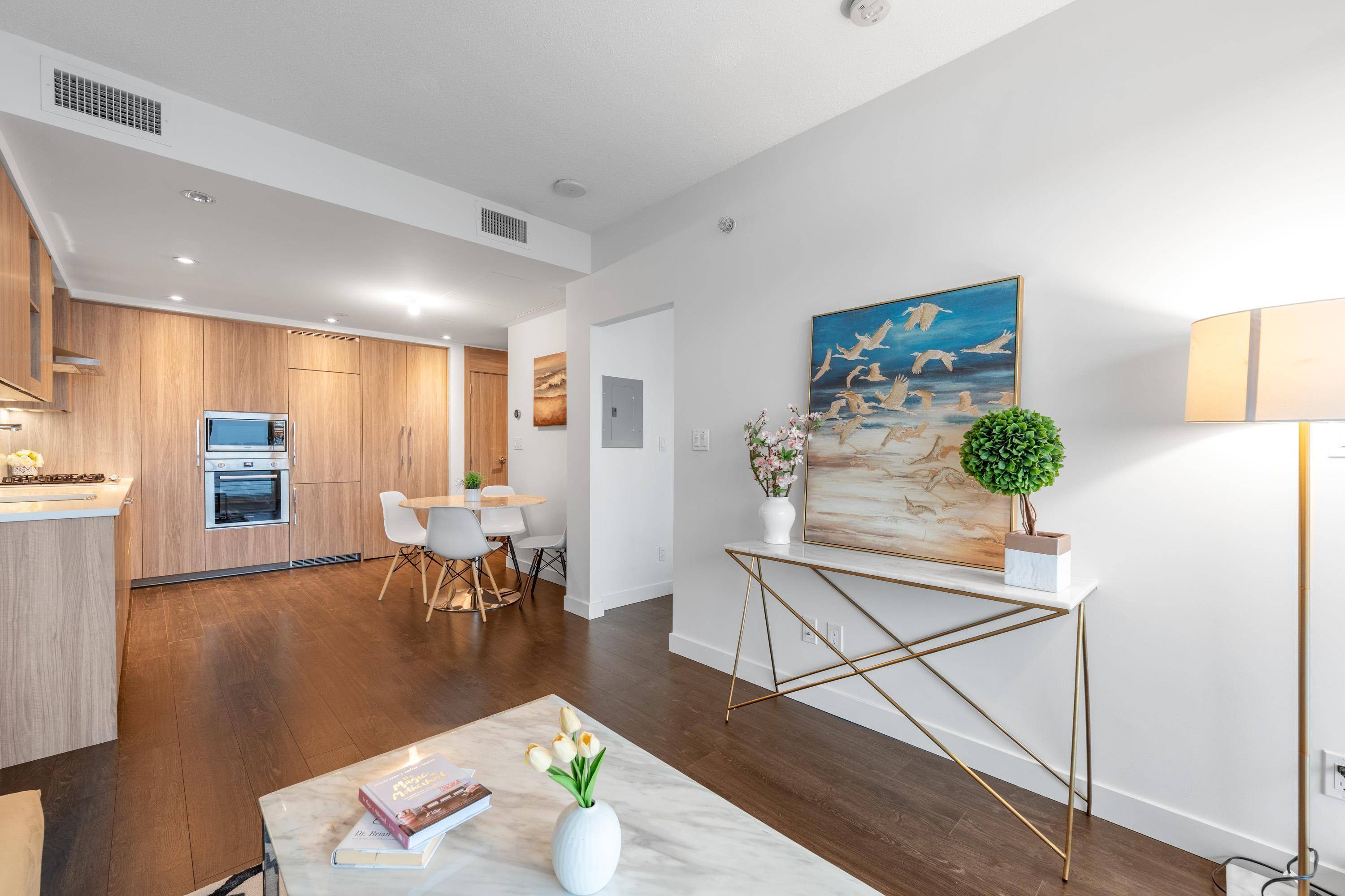 Burnaby, BC V5C 0M9,4730 Lougheed HWY #3905