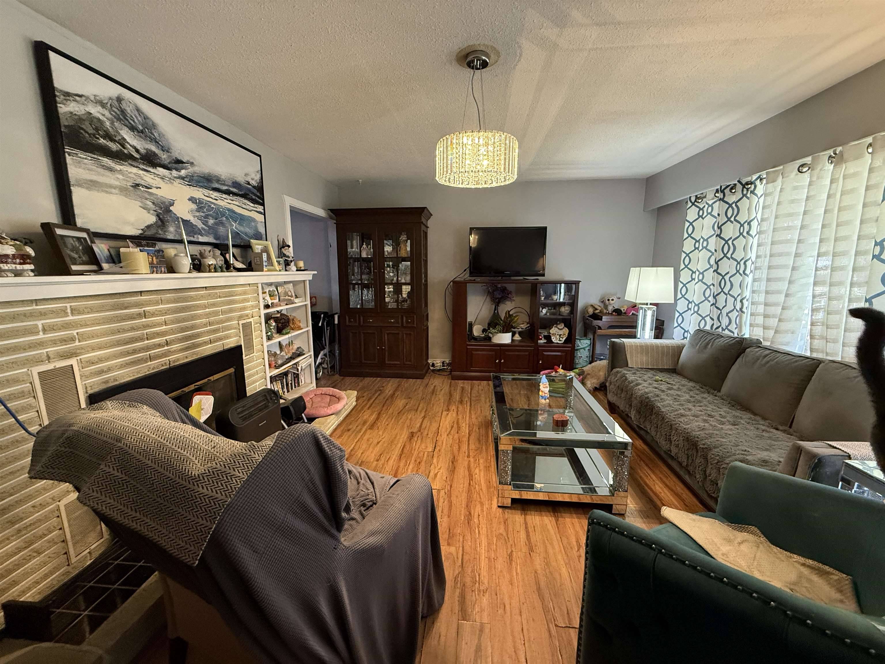 Maple Ridge, BC V2X 5W4,12129 222 ST