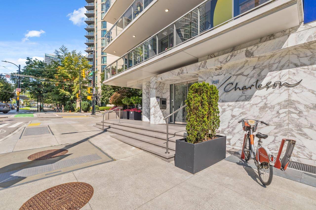 Vancouver, BC V6B 0N4,499 Pacific ST #201