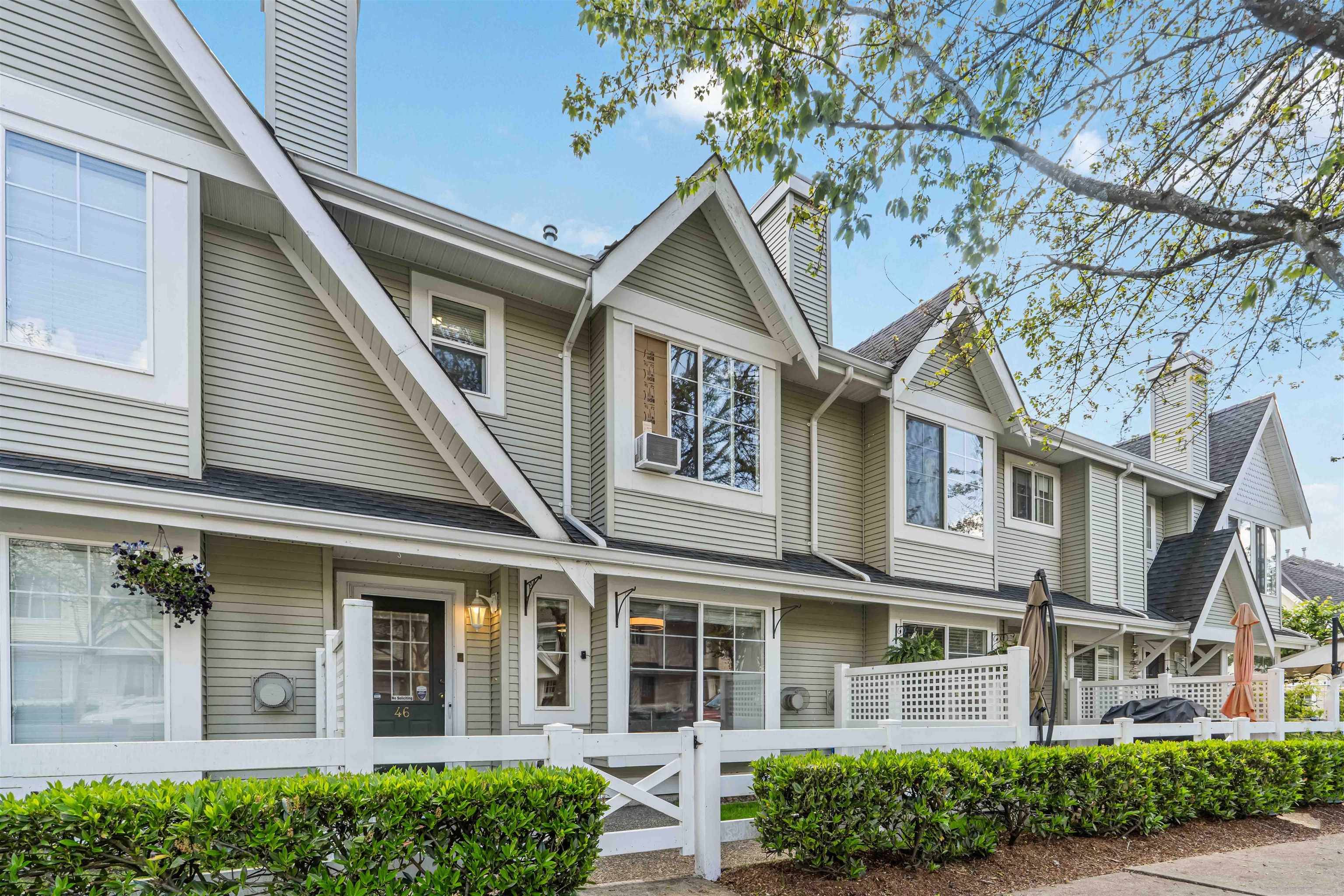 Maple Ridge, BC V4R 2P5,23560 119 AVE #46