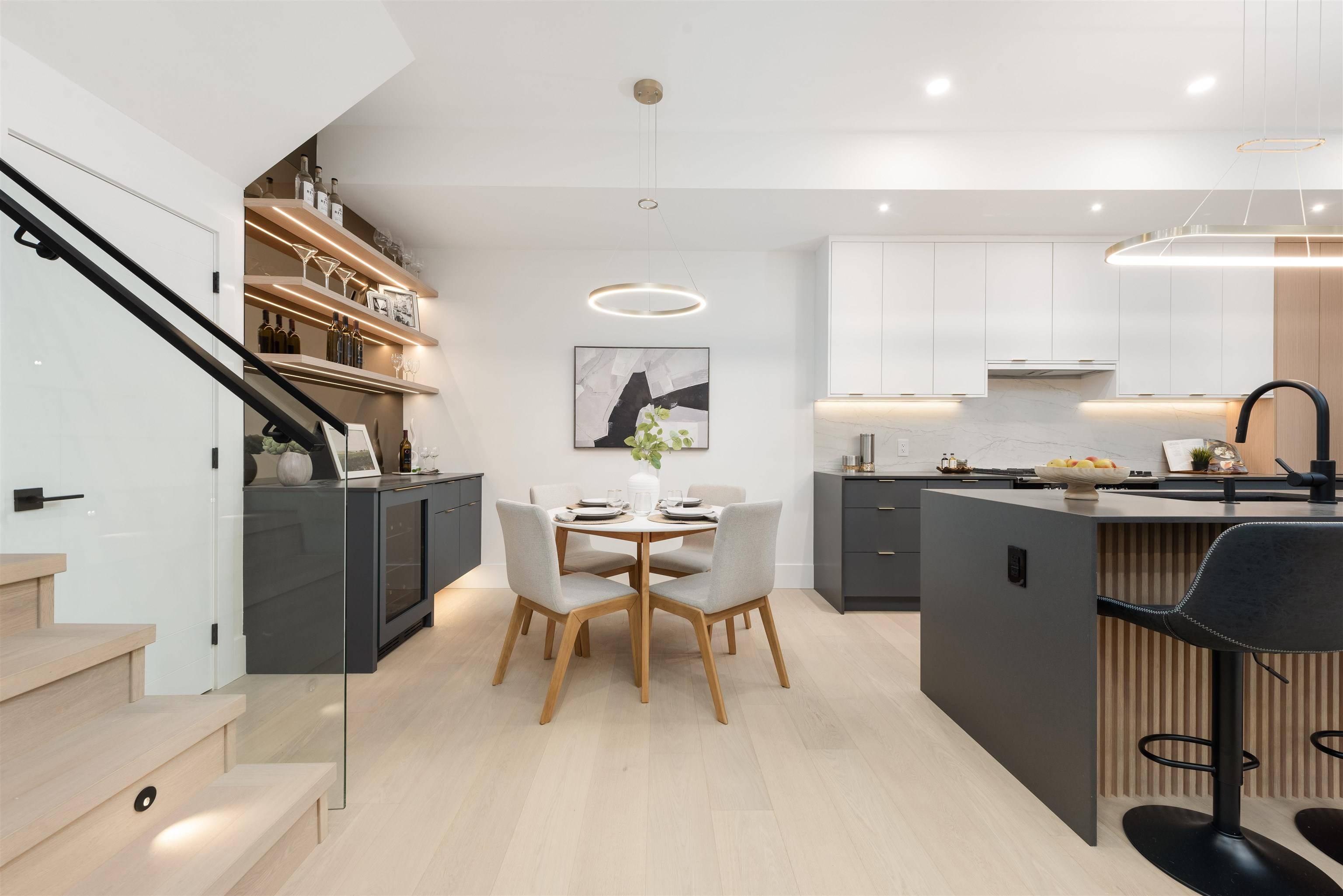 Vancouver, BC V5V 2Z8,371 E 33rd AVE #5