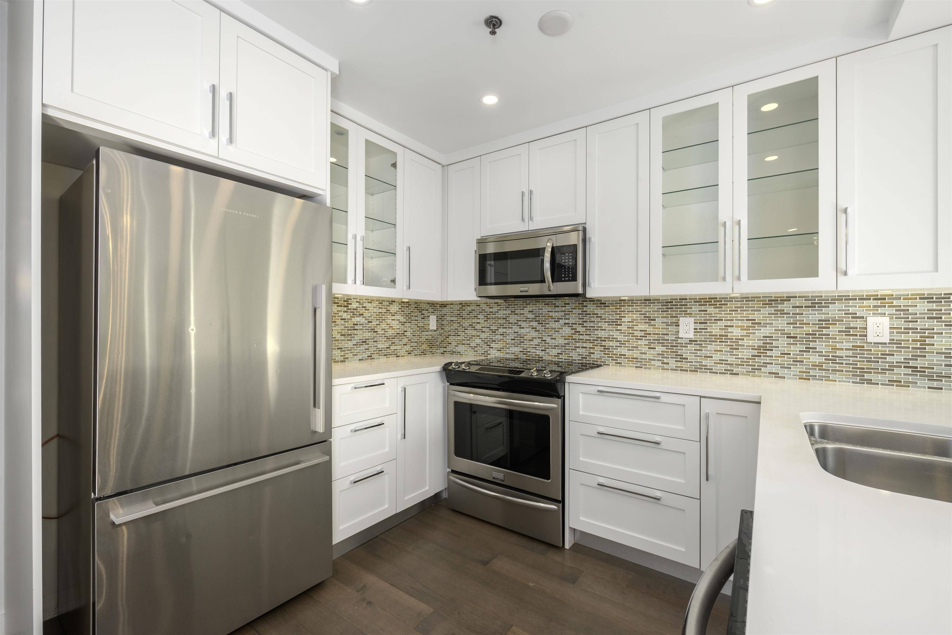 Vancouver, BC V6J 1L2,1963 W 3rd AVE #307