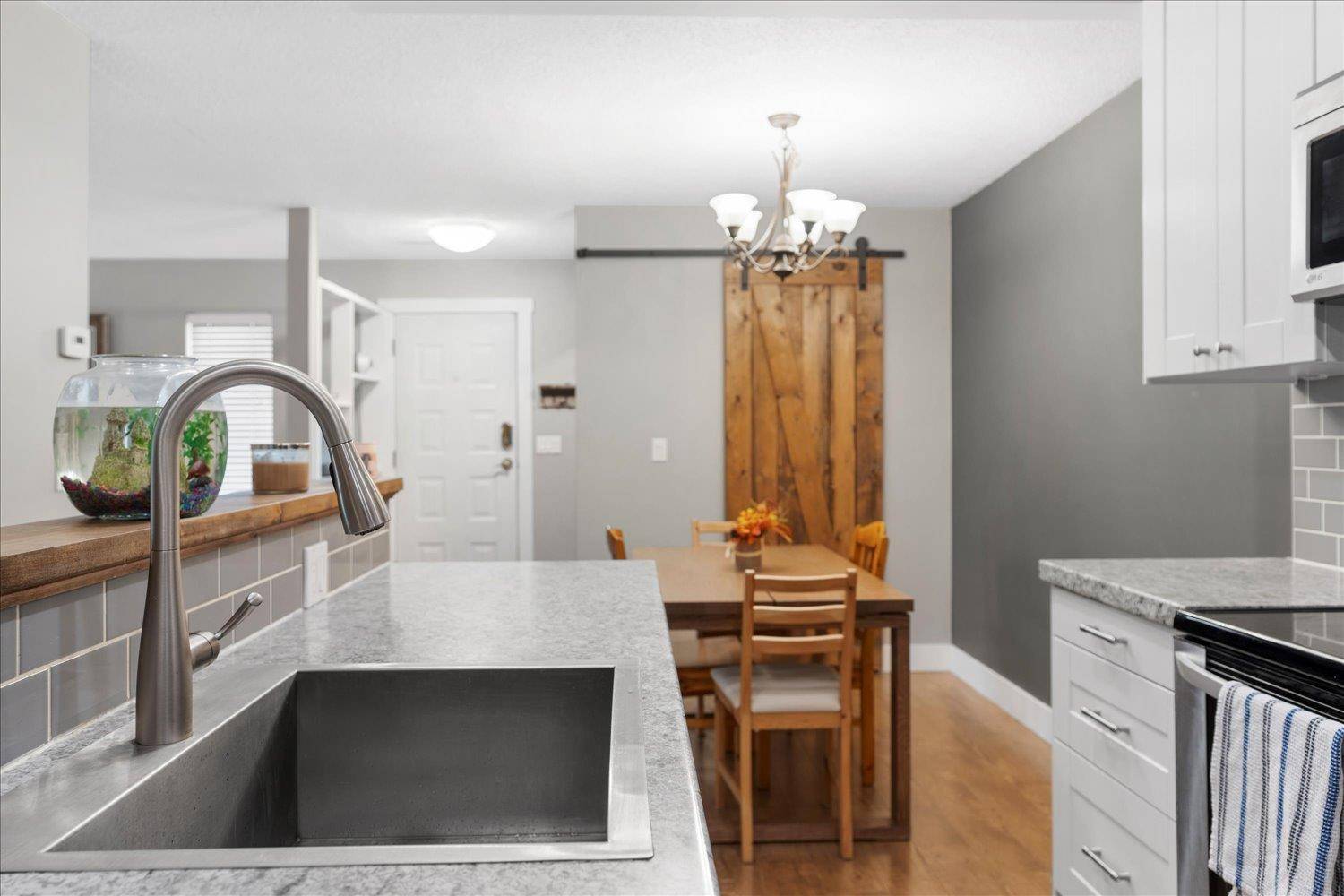 Abbotsford, BC V3G 2E7,34909 Old Yale RD #1621