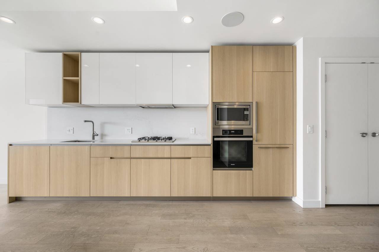 Richmond, BC V7C 0E8,6833 Pearson WAY #408