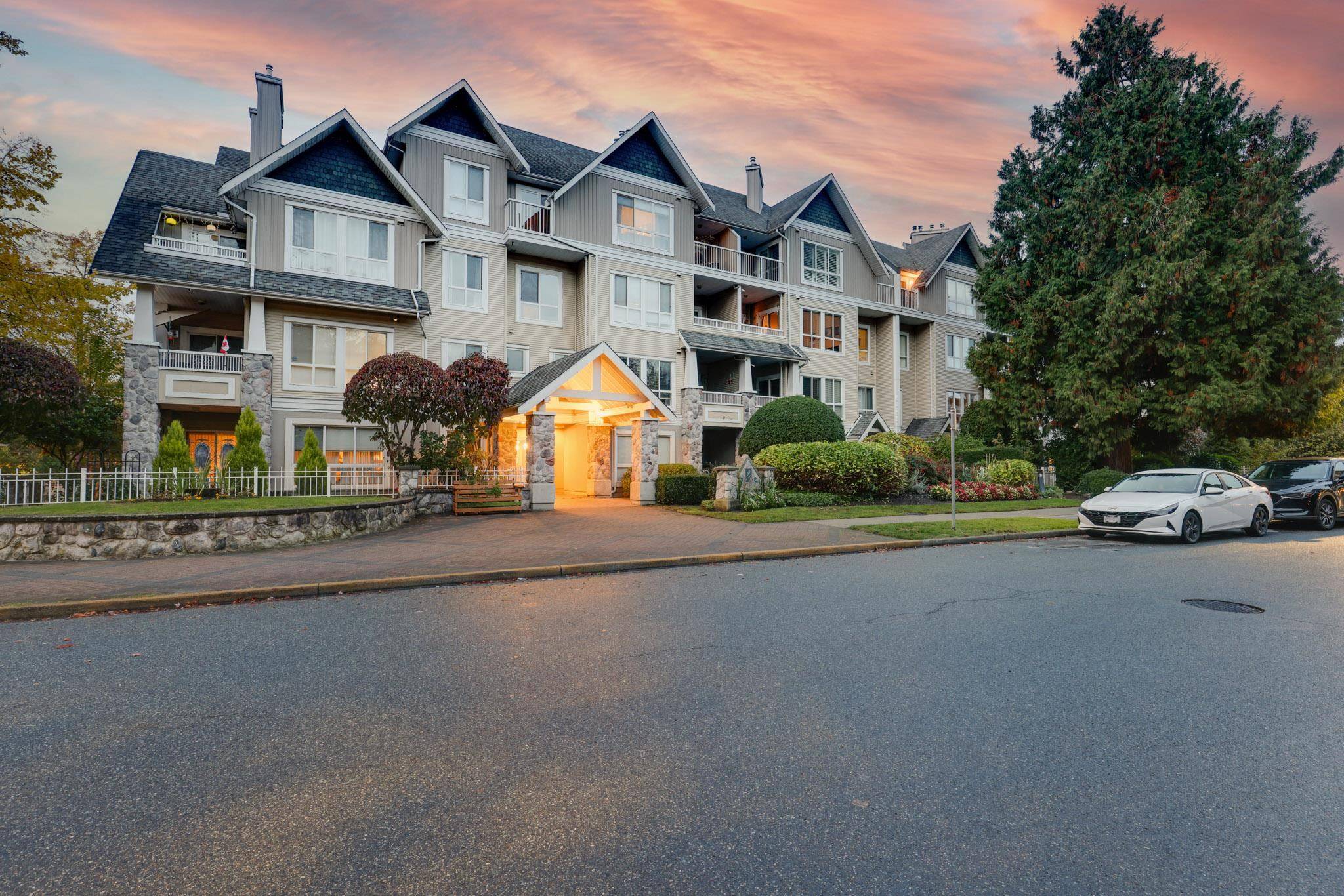 Pitt Meadows, BC V3Y 2S8,19091 Mcmyn RD #408