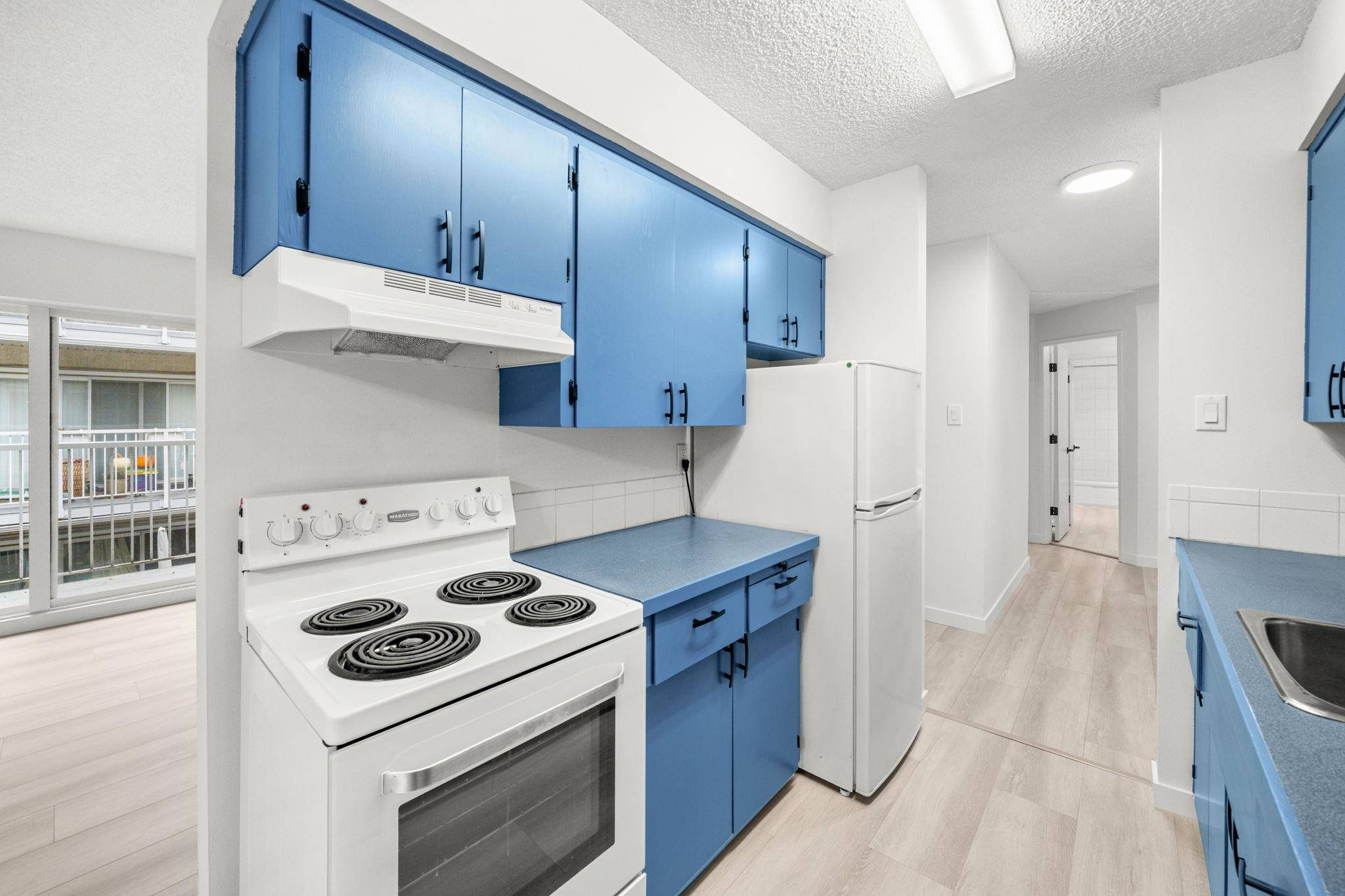 New Westminster, BC V3M 1S8,815 Fourth AVE #202