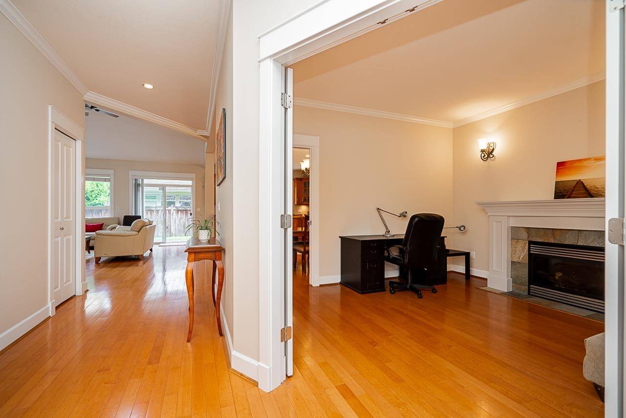 Richmond, BC V7C 5V7,6028 Dunsmuir CRES