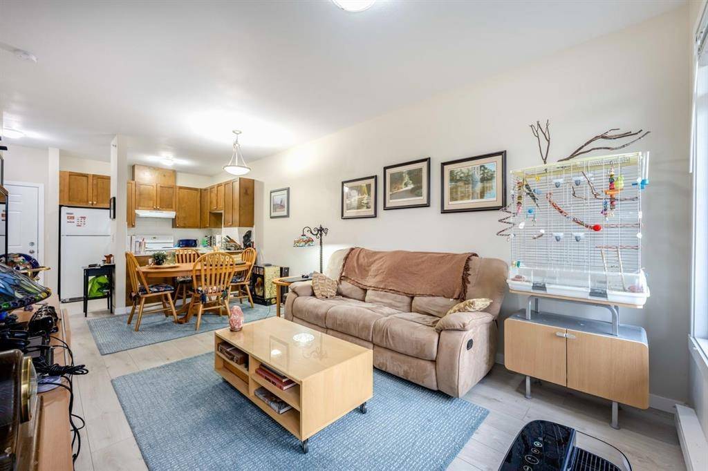 Surrey, BC V3T 0A9,13277 108 AVE #519