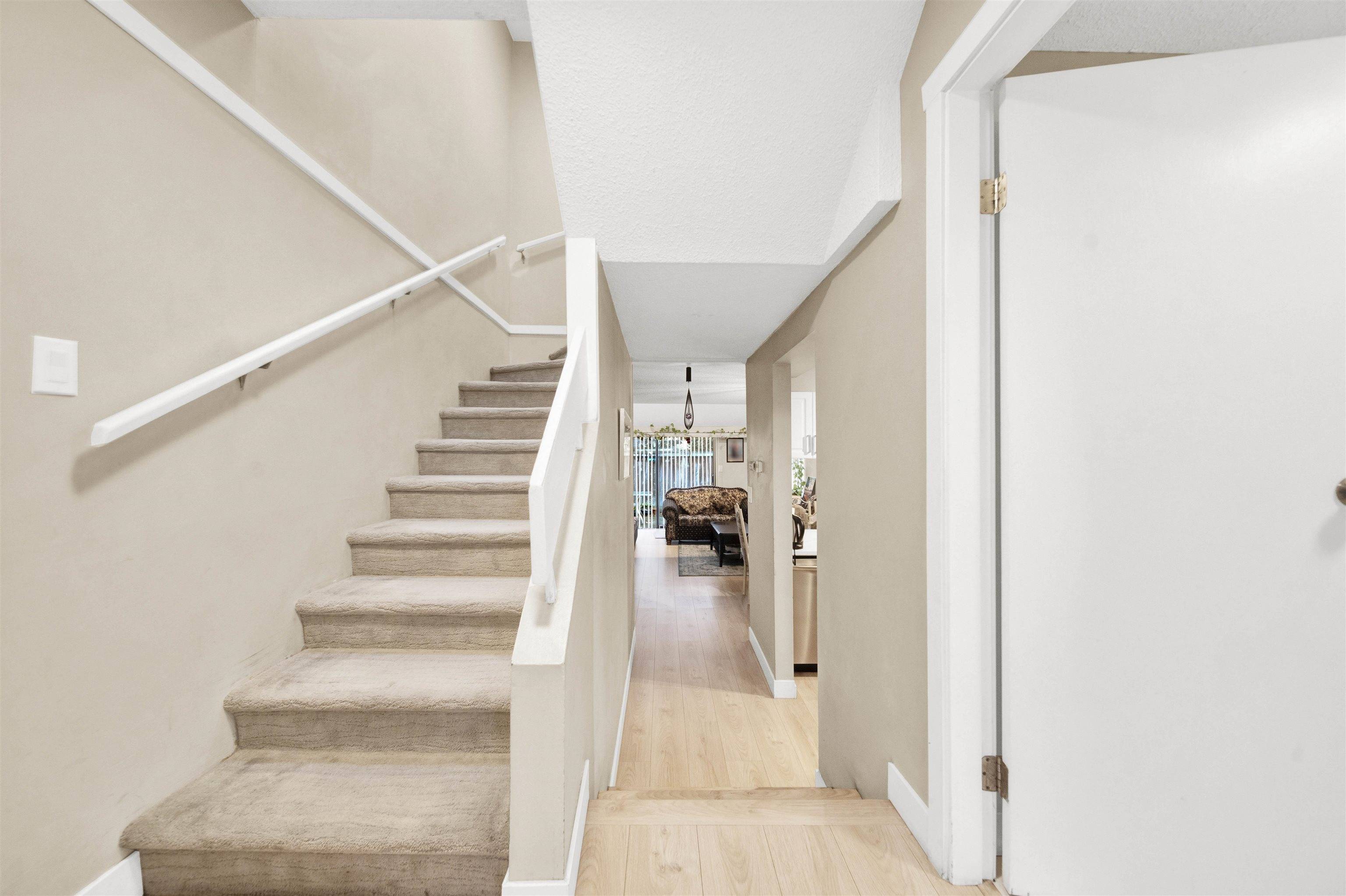 Surrey, BC V3S 1V2,17702 60 AVE #28