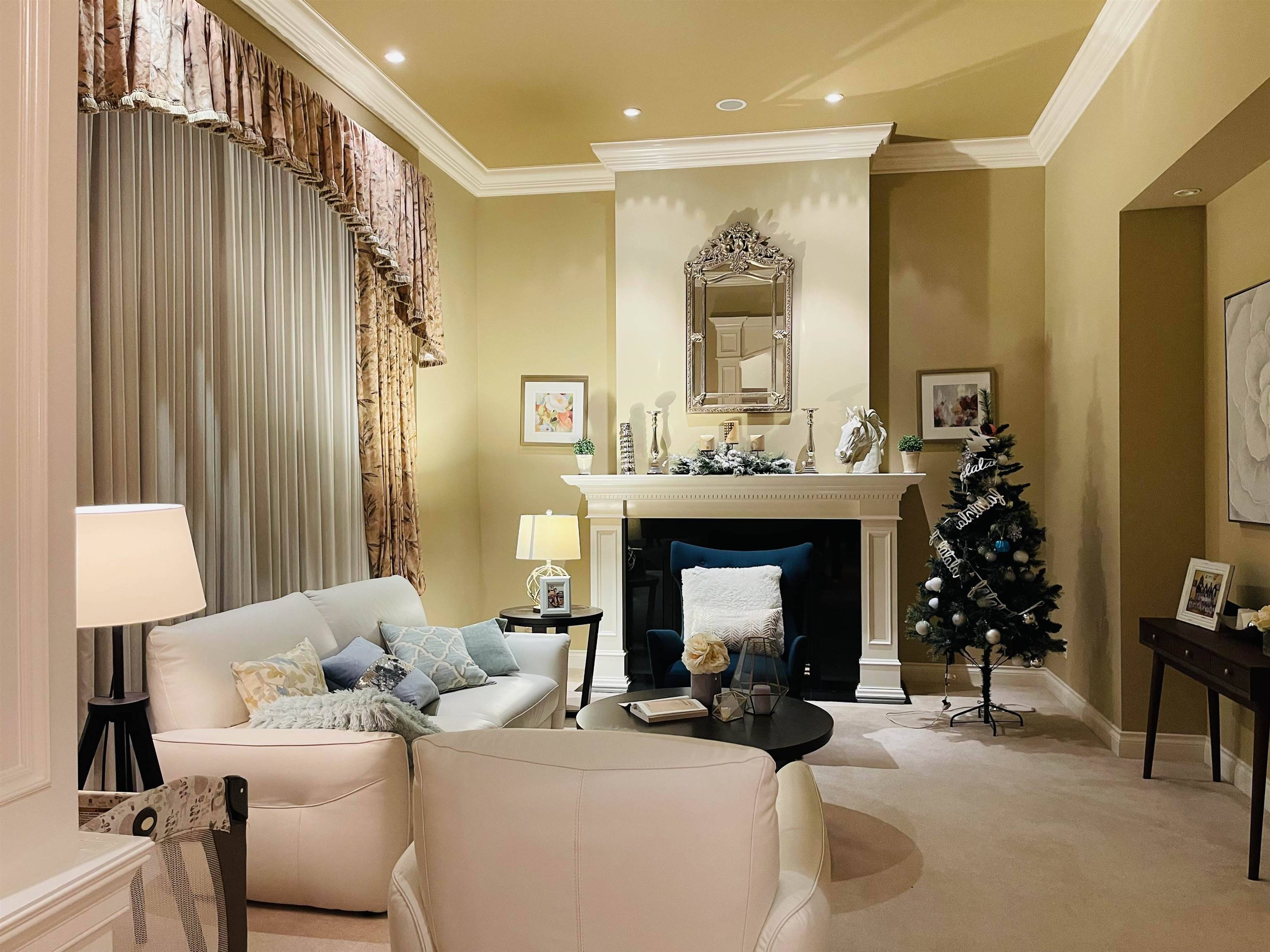 Surrey, BC V4A 9V6,2122 138 ST