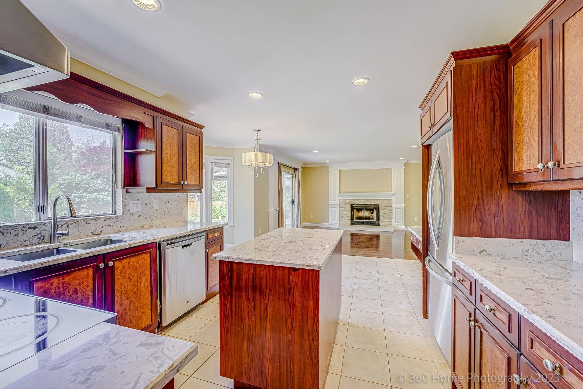 Surrey, BC V4N 1N9,10811 162 ST