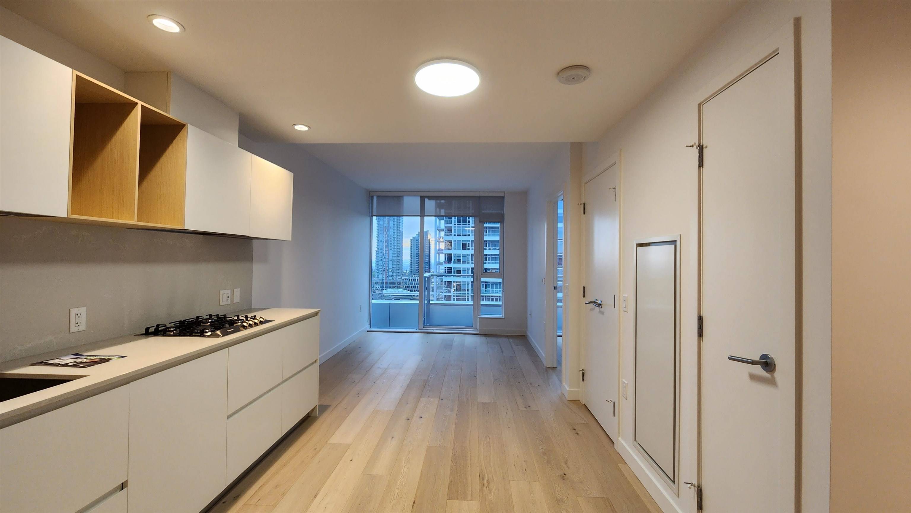 Burnaby, BC V5H 0K2,6000 Mckay AVE #1603