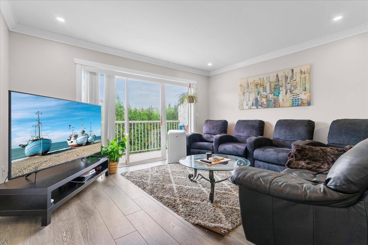 Chilliwack, BC V2P 6V4,45669 Mcintosh DR #207