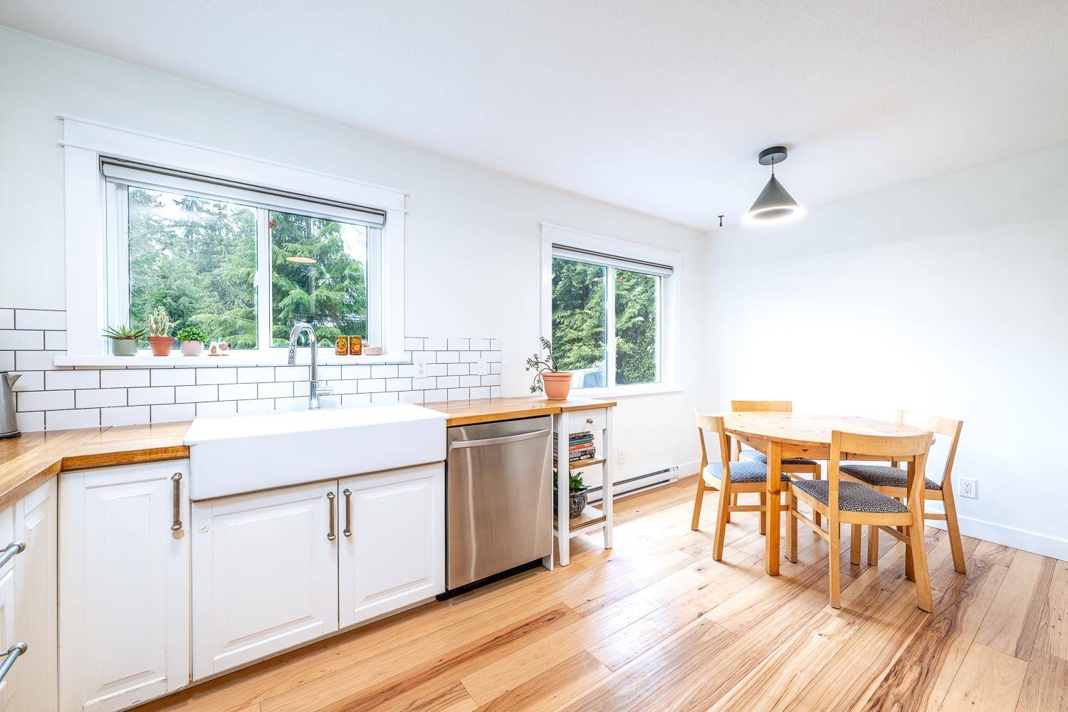 Squamish, BC V0N 1T0,40628 Perth DR