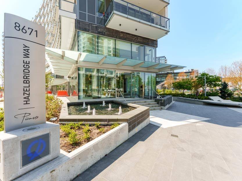 Richmond, BC V6X 1R3,8671 Hazelbridge WAY #581