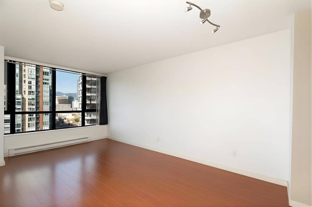 Vancouver, BC V6B 1T2,977 Mainland ST #2201