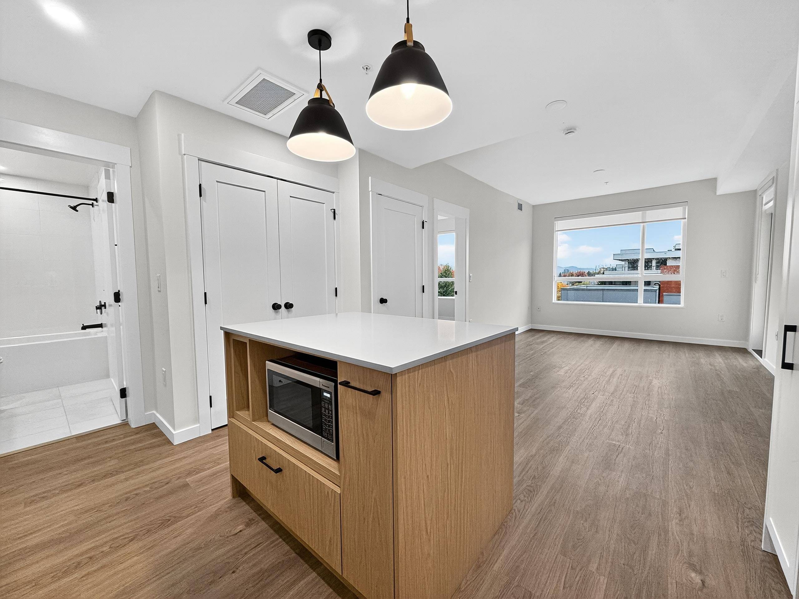 Langley, BC V4W 0E3,27215 Aldergrove Town Centre DR #513