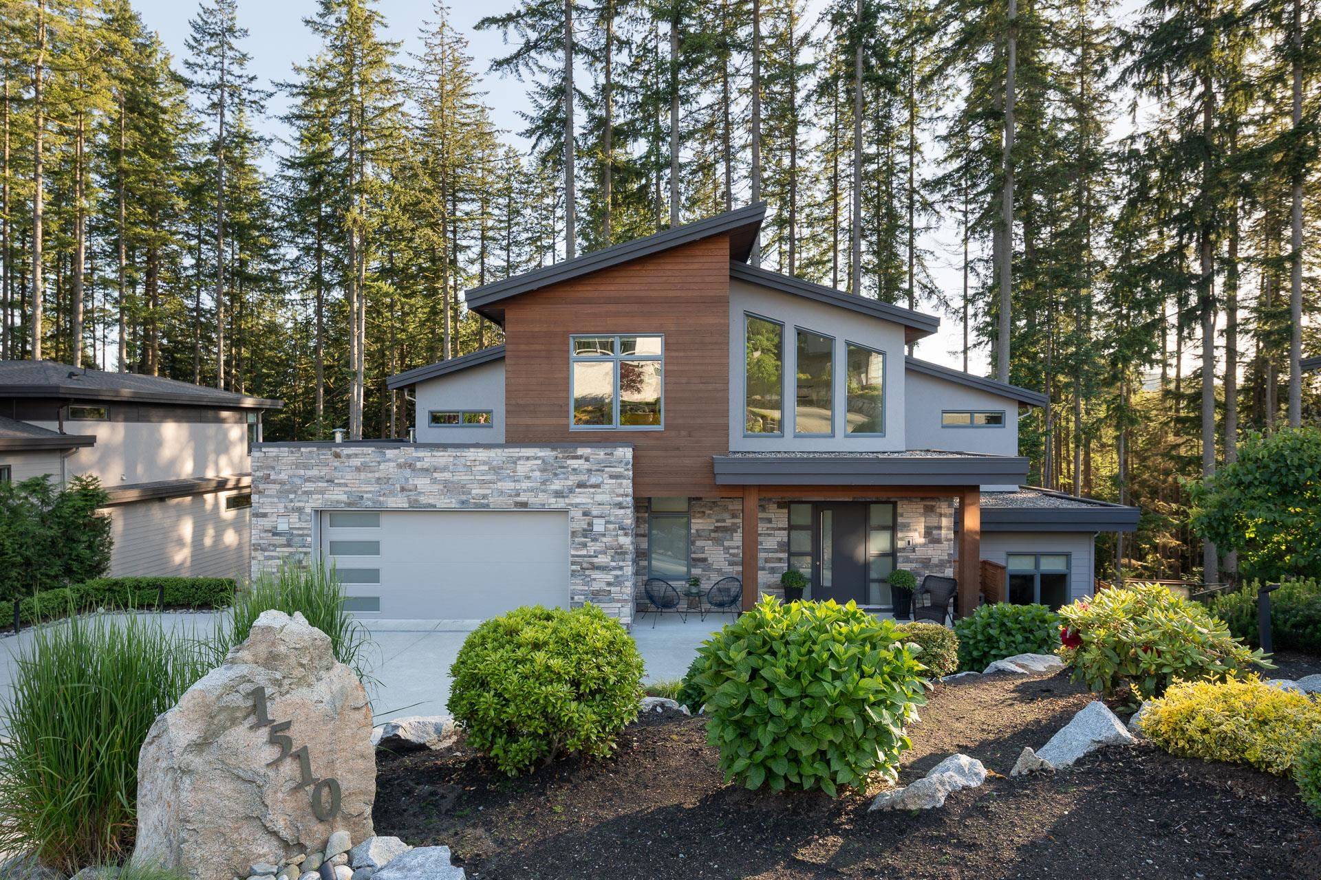 Anmore, BC V3H 0A3,1510 Crystal Creek DR