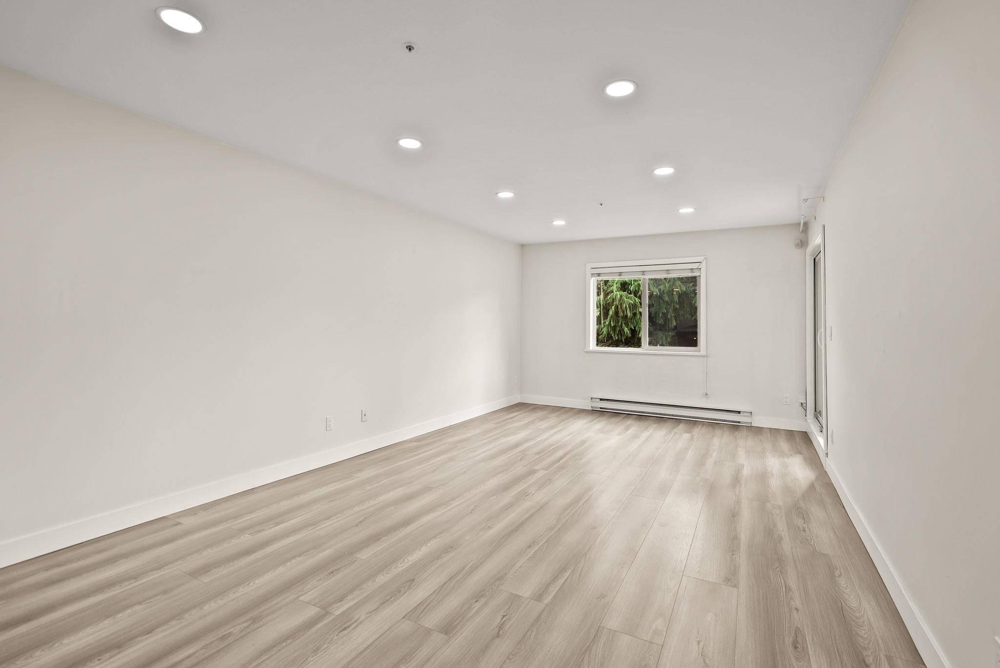 Vancouver, BC V5L 1Z3,1615 Frances ST #203