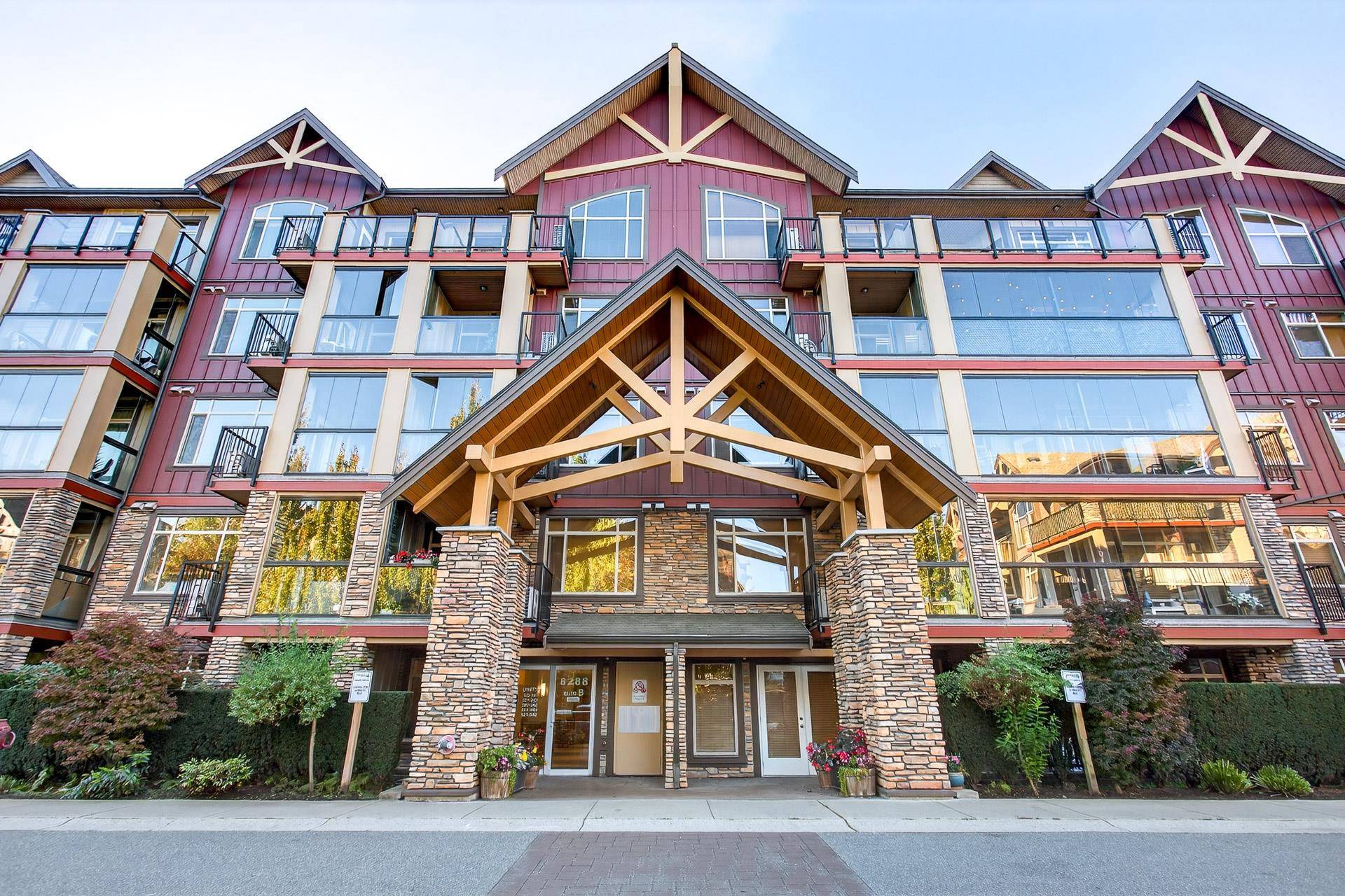 Langley, BC V2Y 0L2,8288 207a ST #139