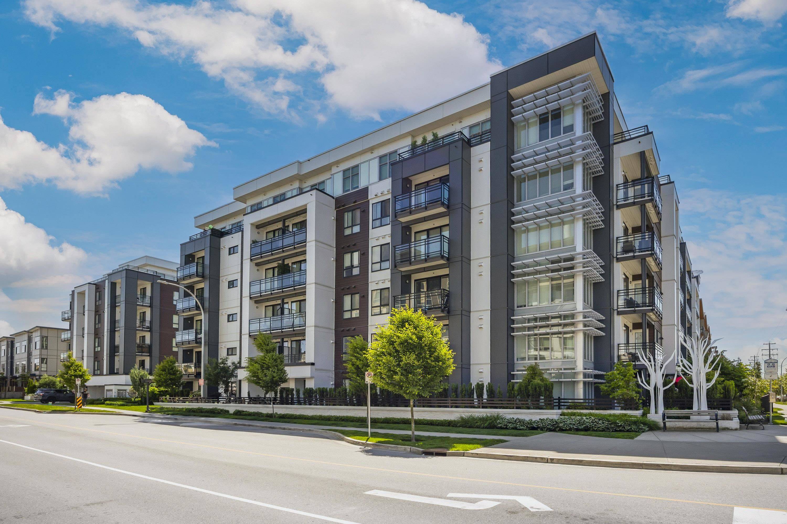 Langley, BC V2Y 3M1,20838 78b AVE #A215