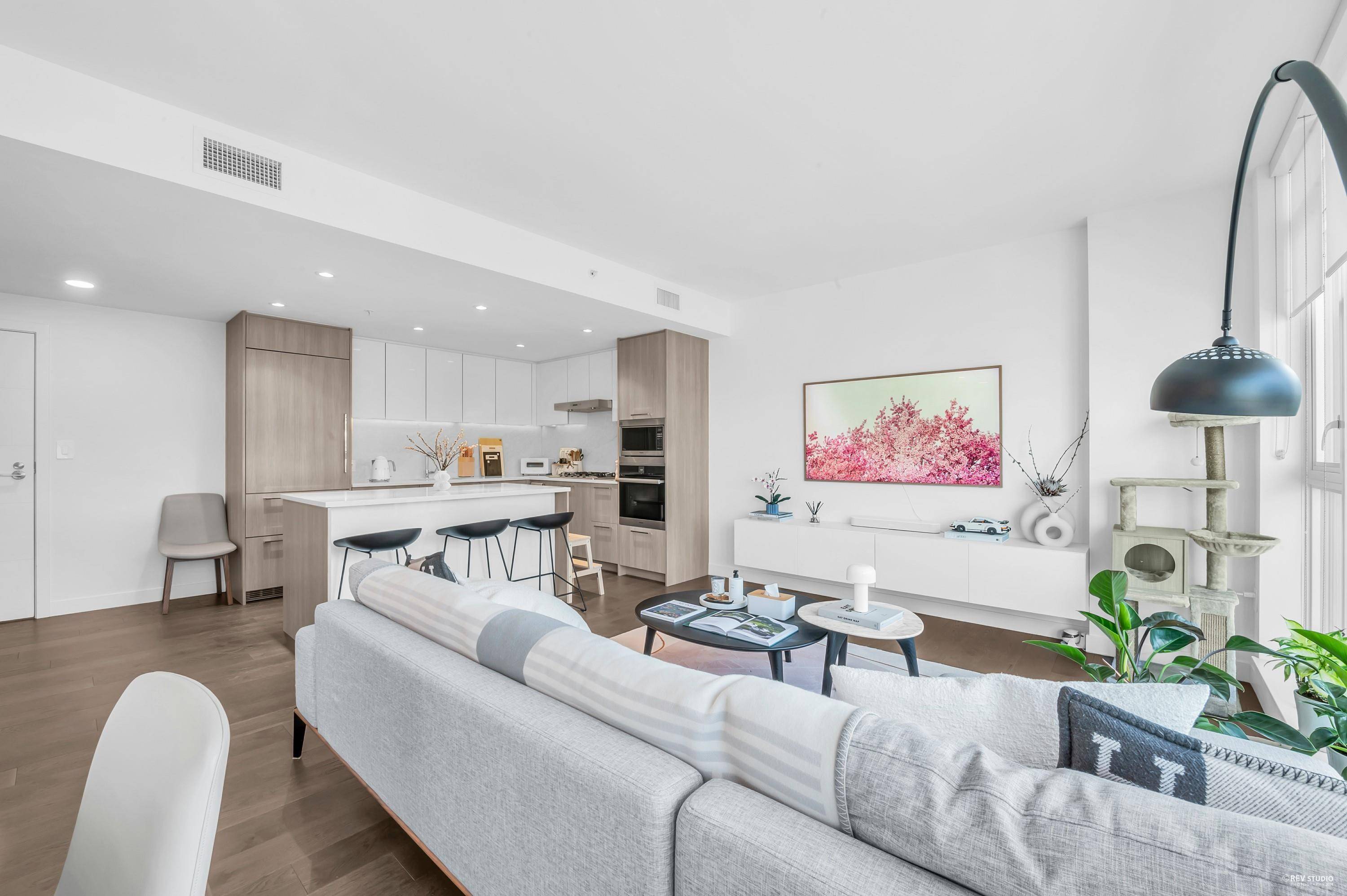 Richmond, BC V6X 0V2,8160 Mcmyn WAY #1301